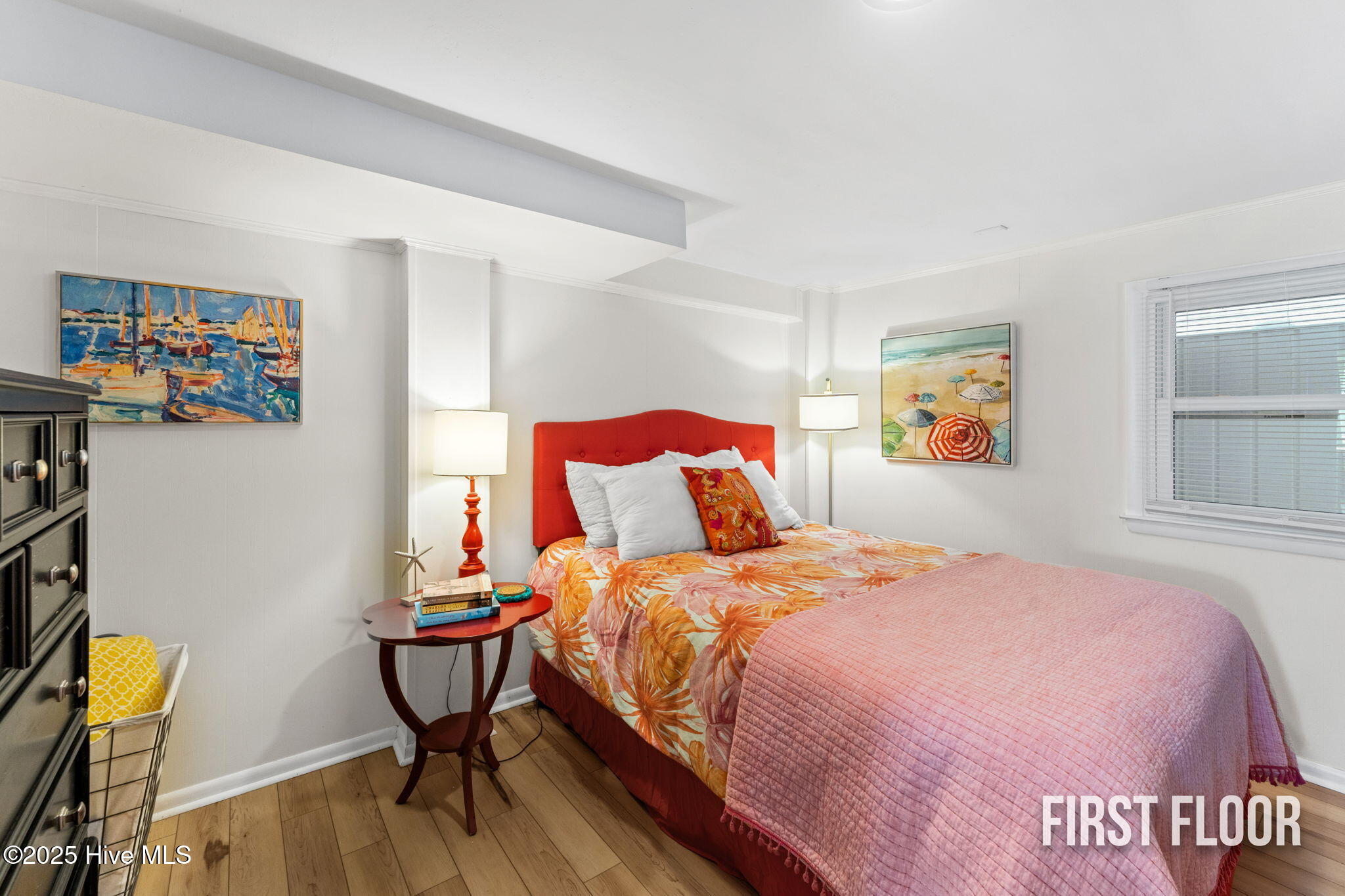 100532124 | Photo 14