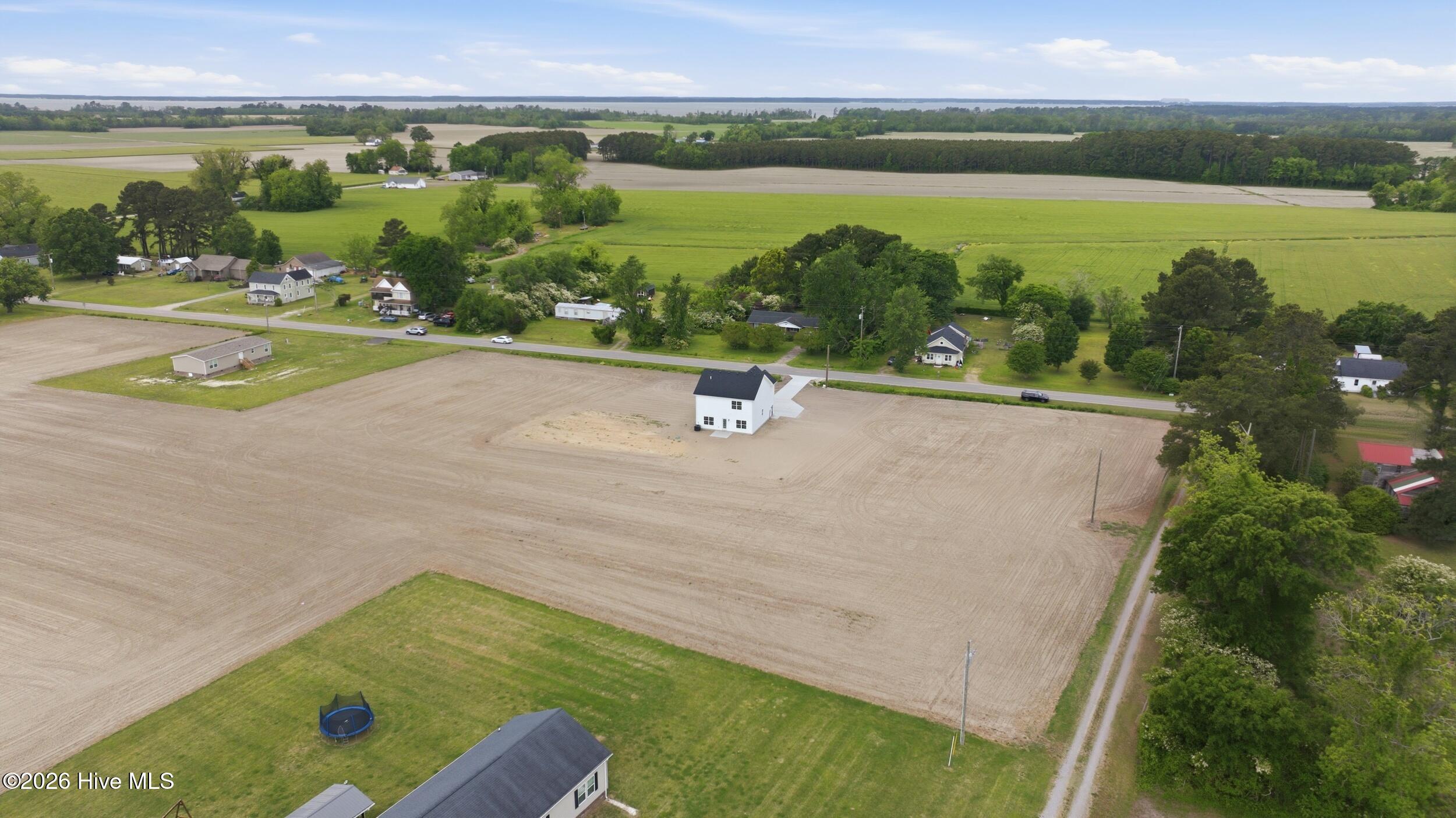31_dji_20260506233932_0007_d