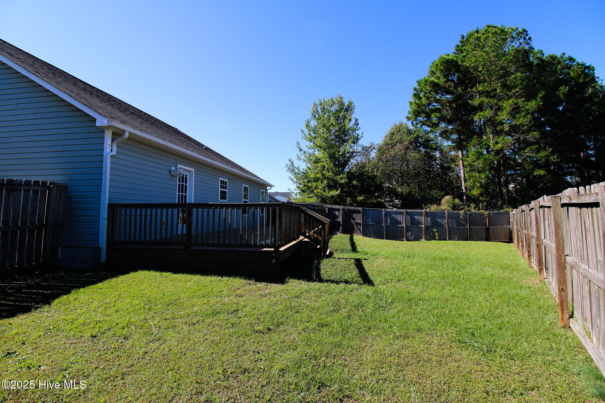 100537575 | Photo 36