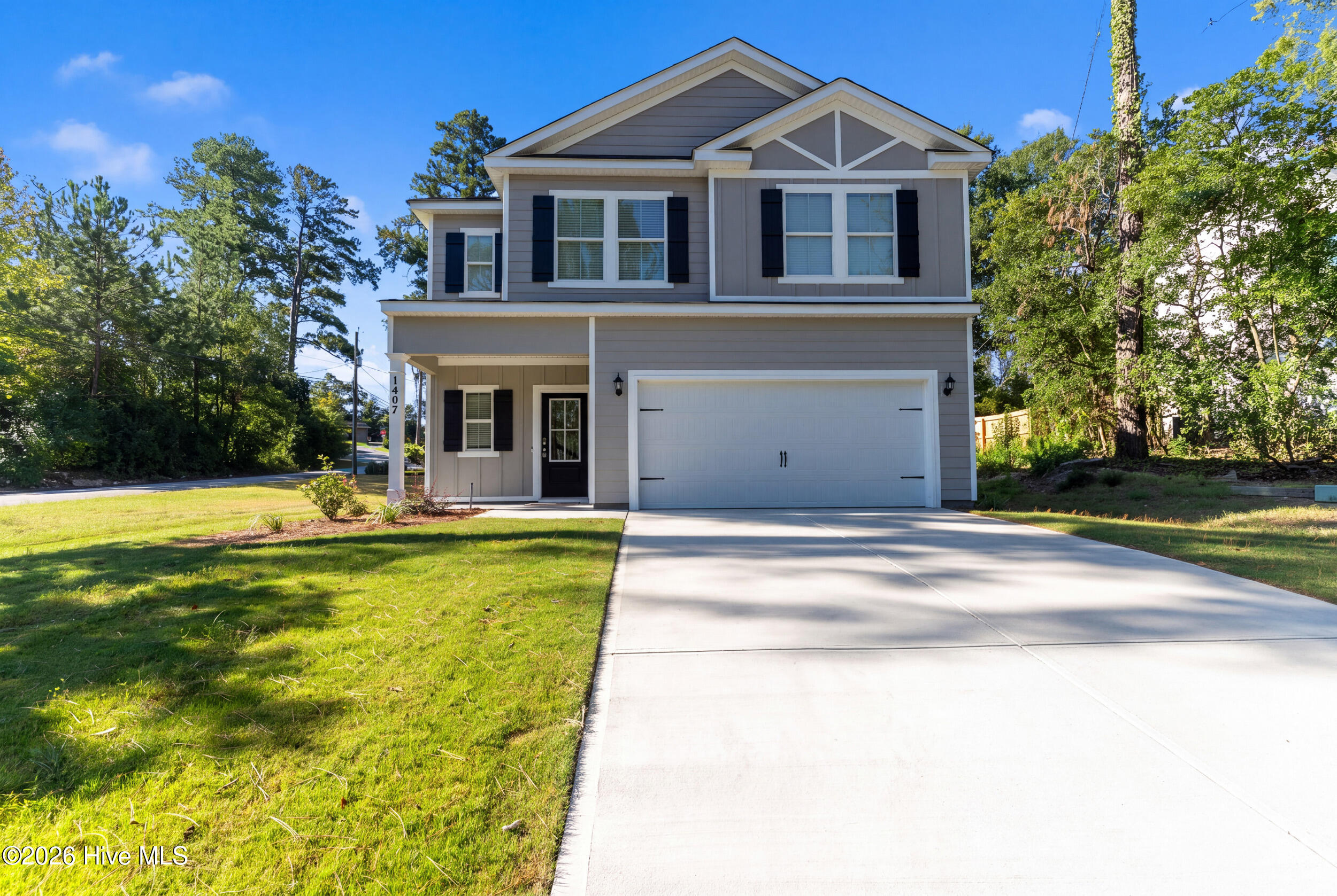 Photo 2 of Single family home for sale at 1407 Habersham Dr, Augusta, GA 30909 | MLS# 100579584 | Listing updated on 2026-09-30