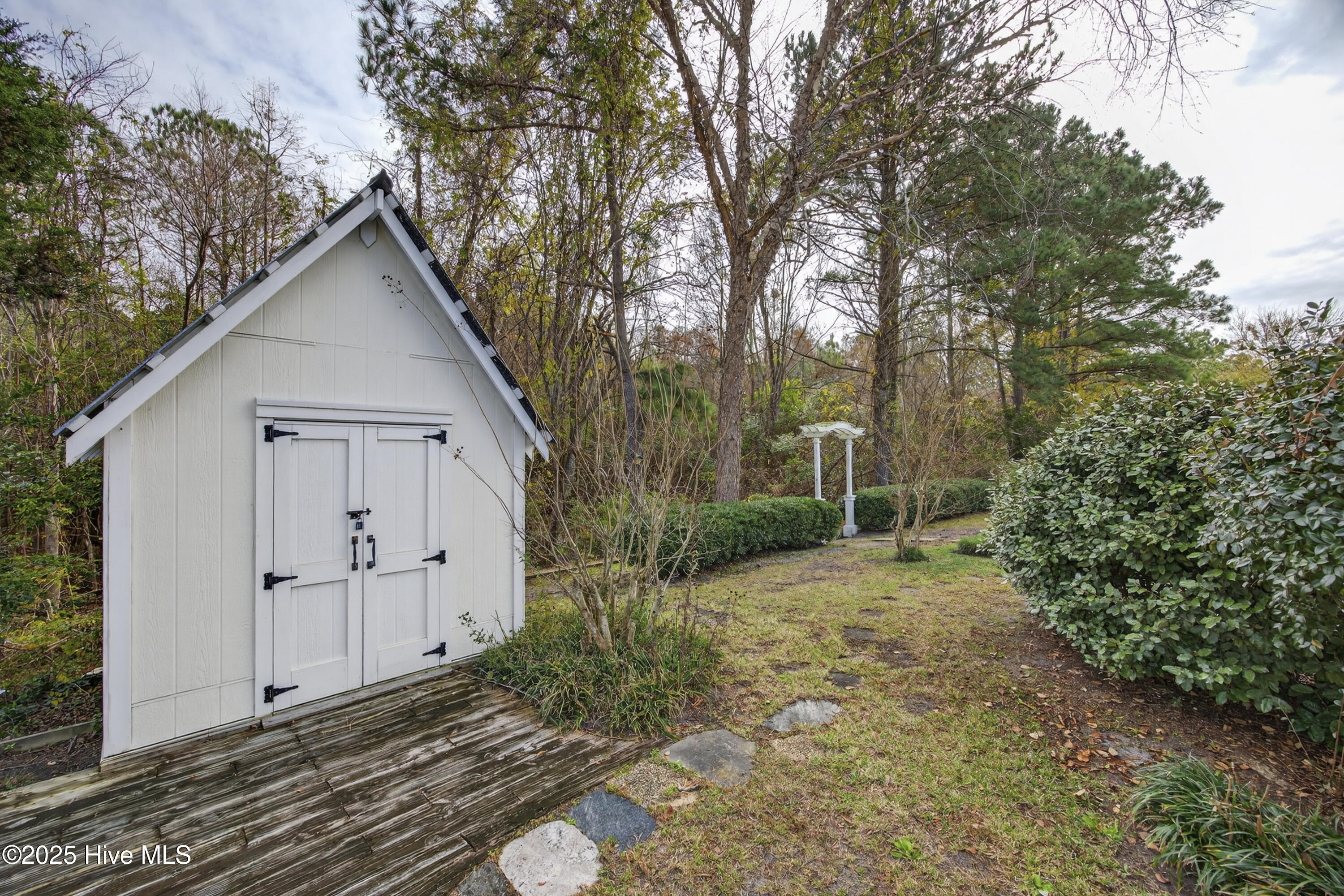 100543096 | Photo 27