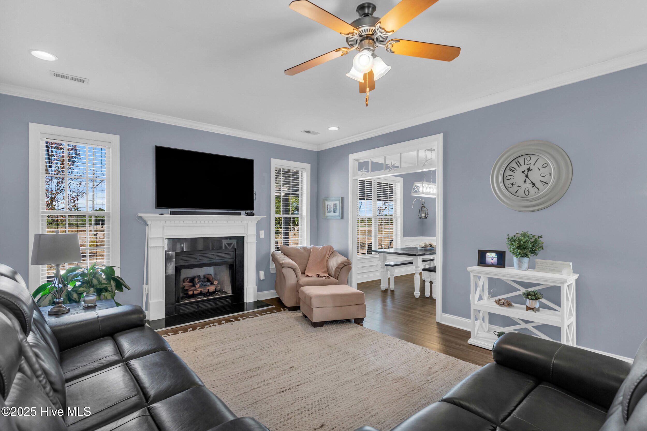 100543526 | Photo 14