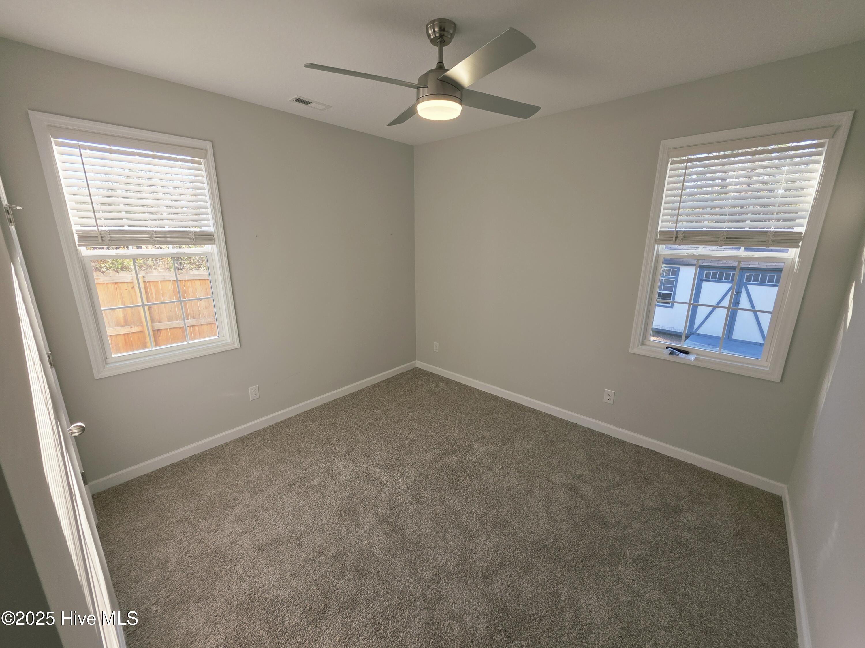 100545567 | Photo 26