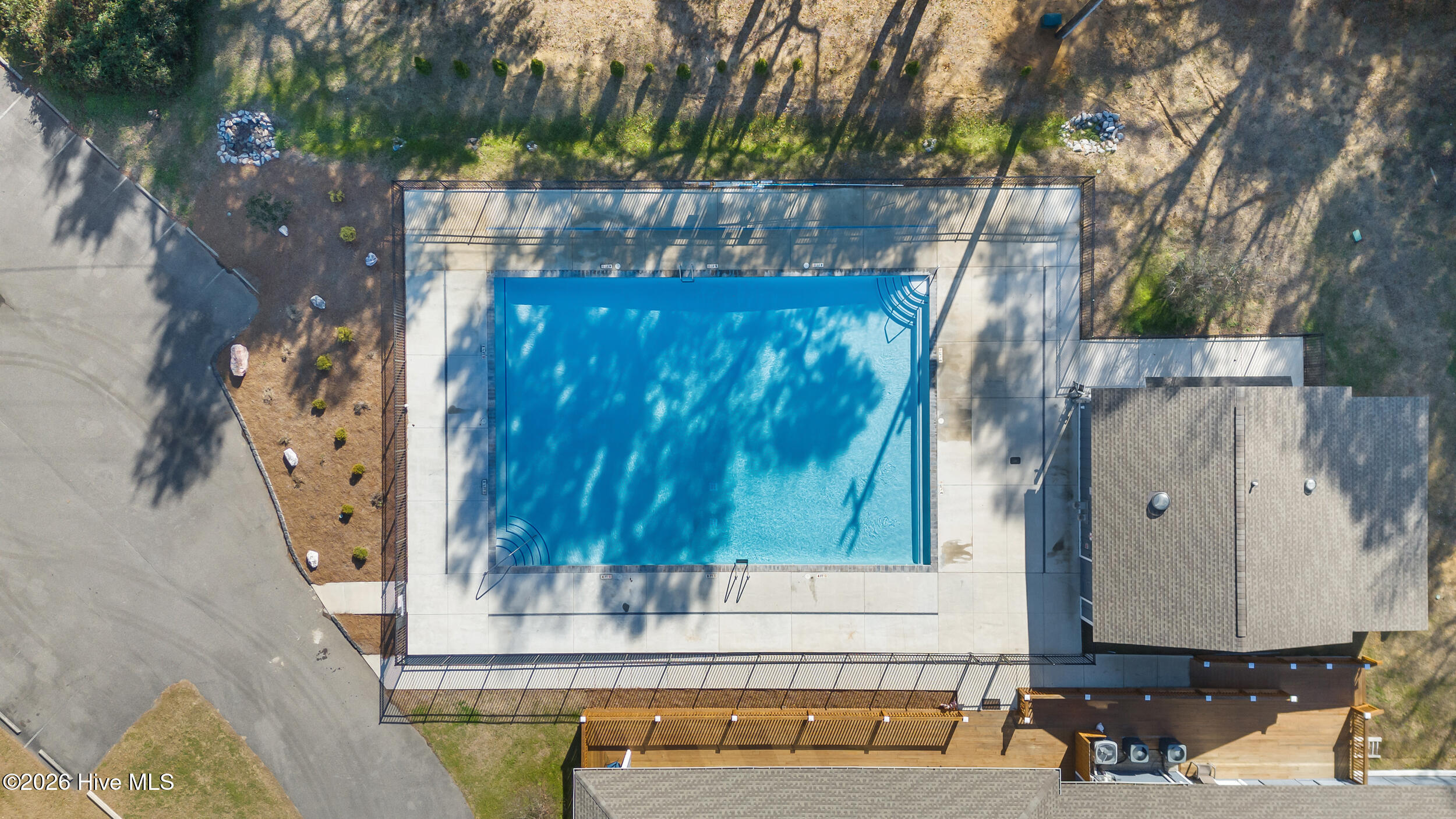 100548204 | Photo 20