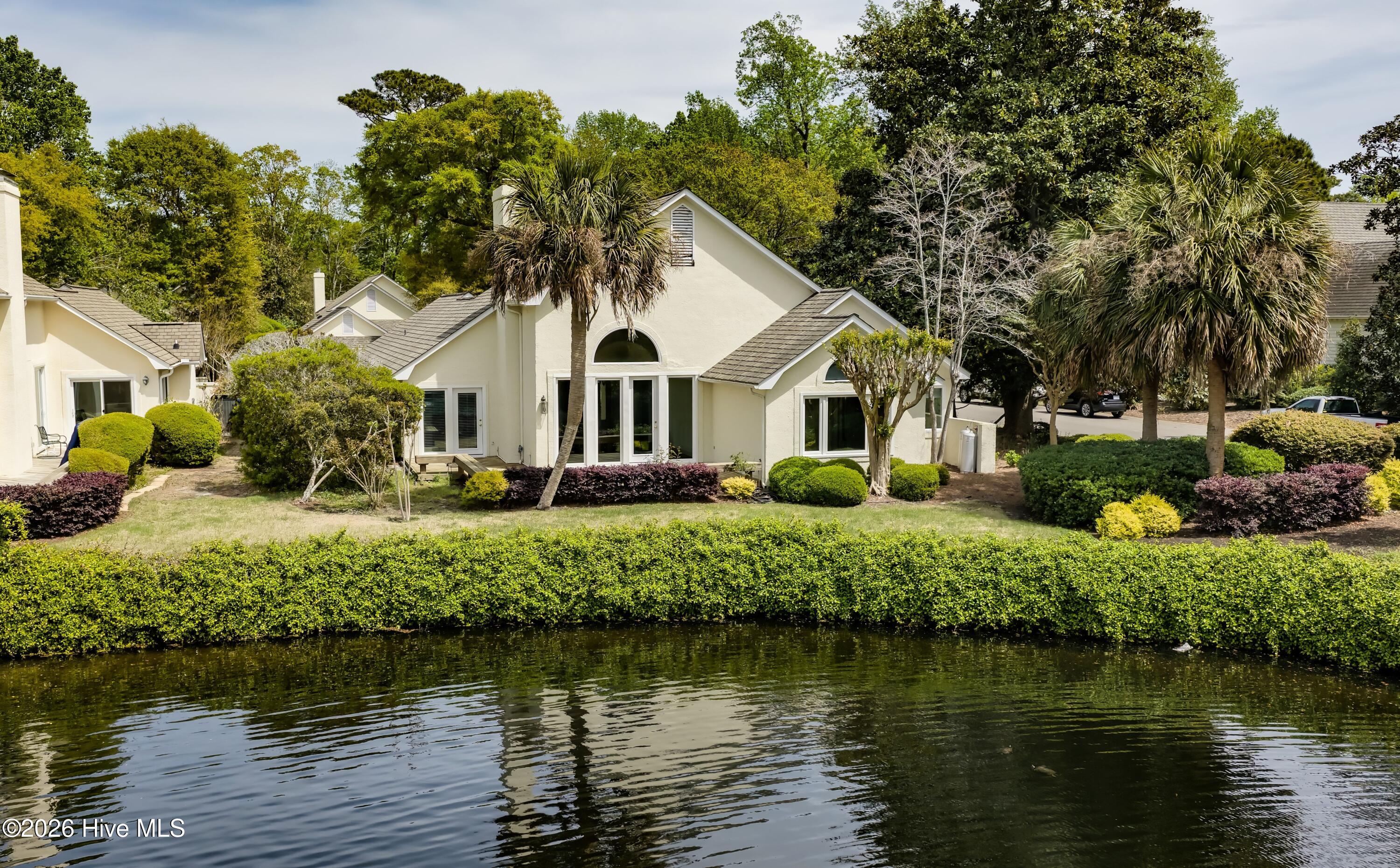 100566096 | Photo 48