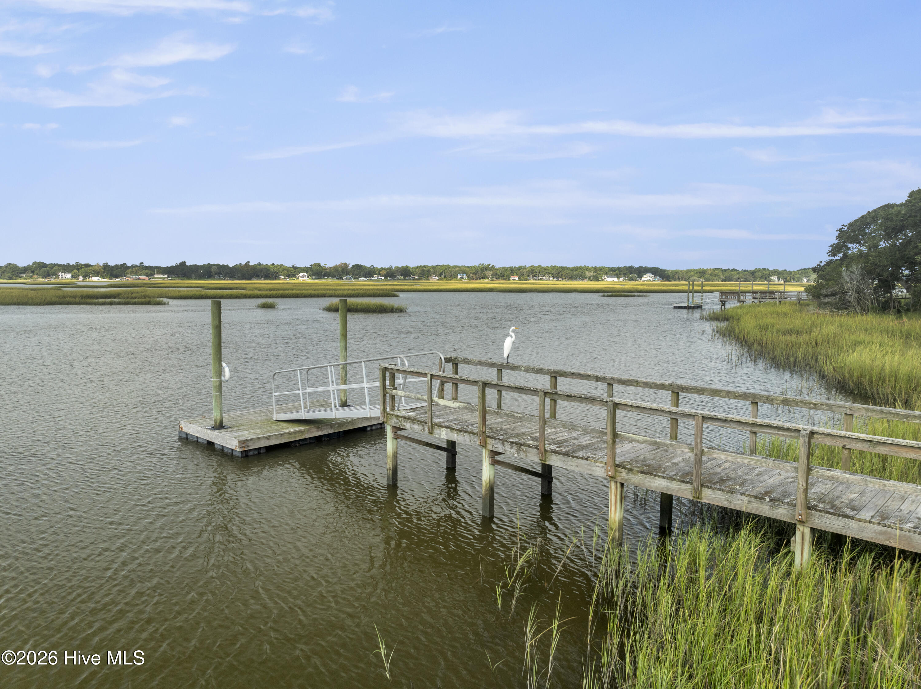 100558388 | Photo 26