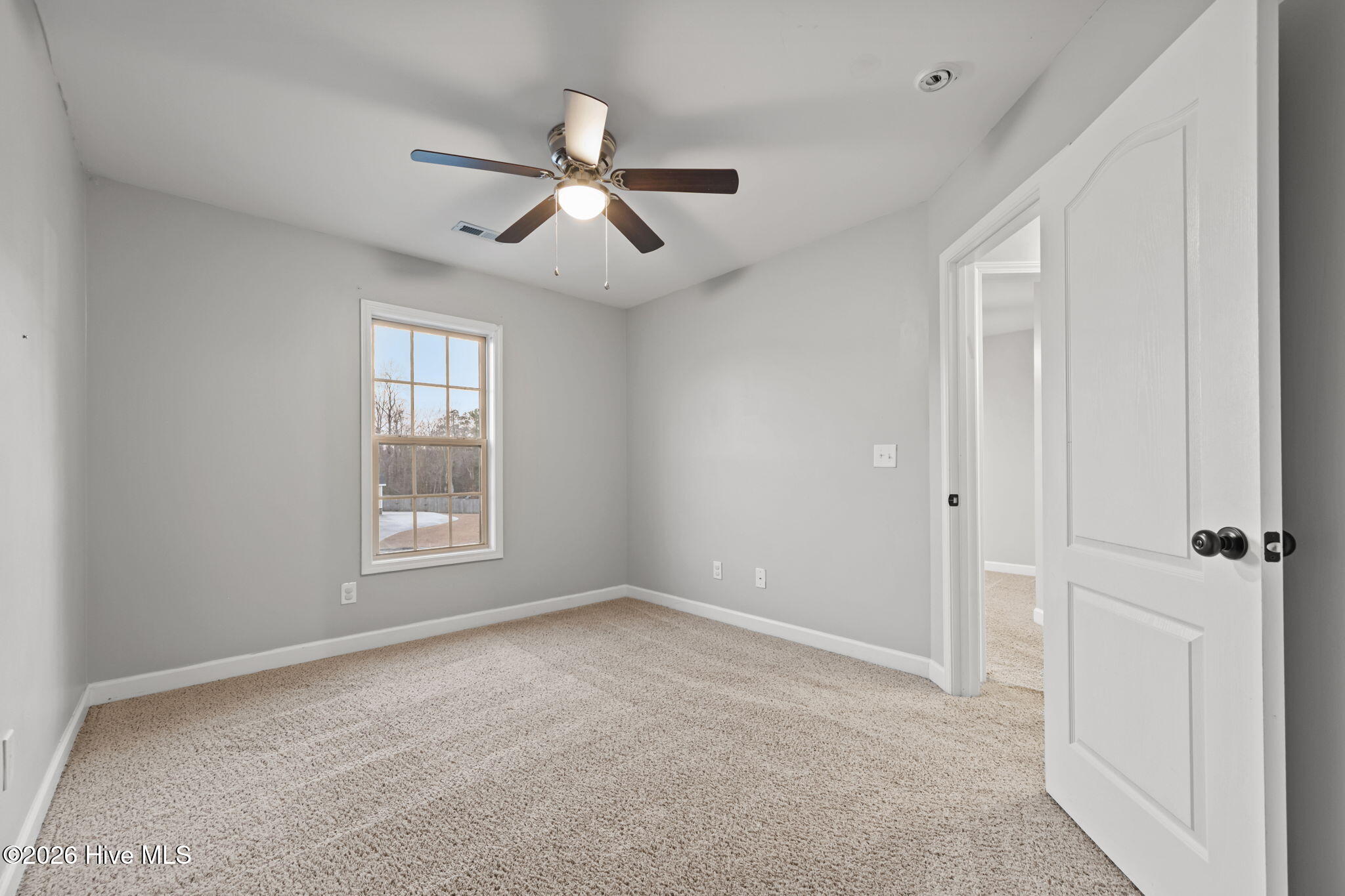 100549428 | Photo 20