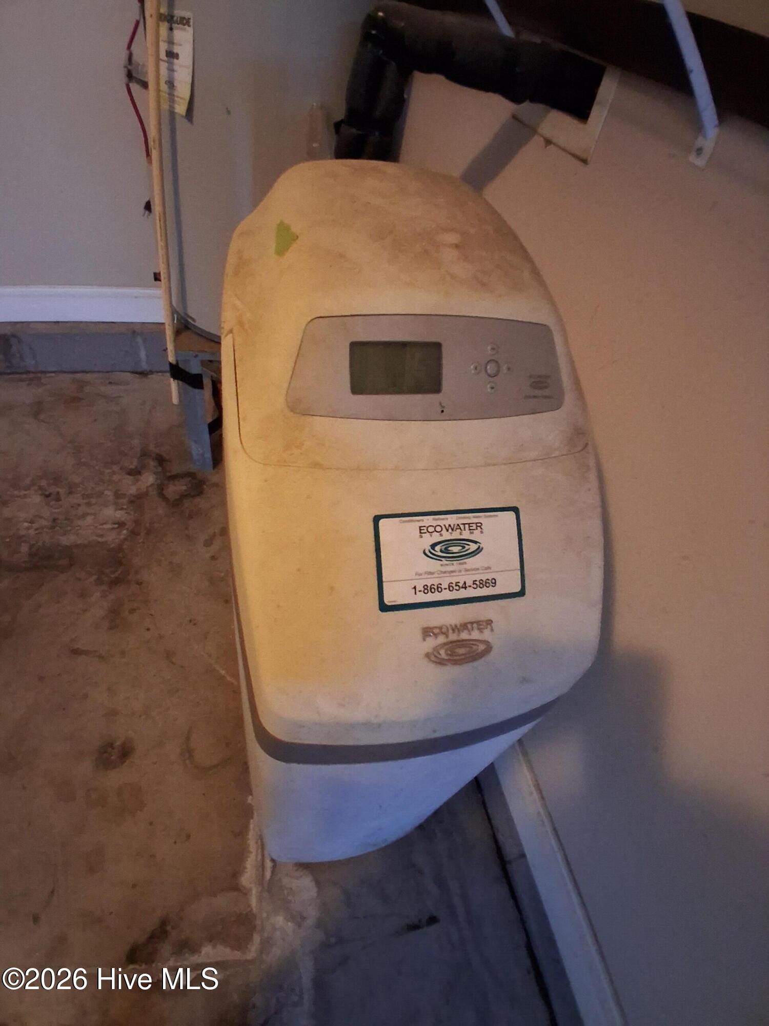 100504331 | Photo 53