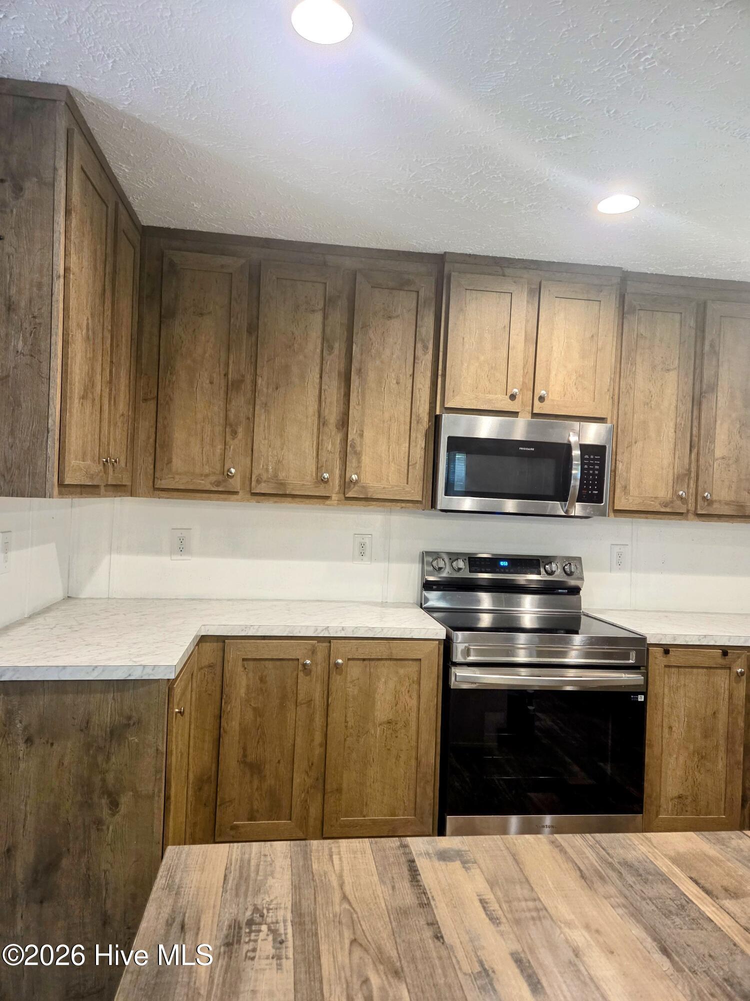 Photo 5 of Manufactured home for sale at 18060 Queen Rd, Laurinburg, NC 28352 | MLS# 100601670 | Listing updated on 2026-09-05