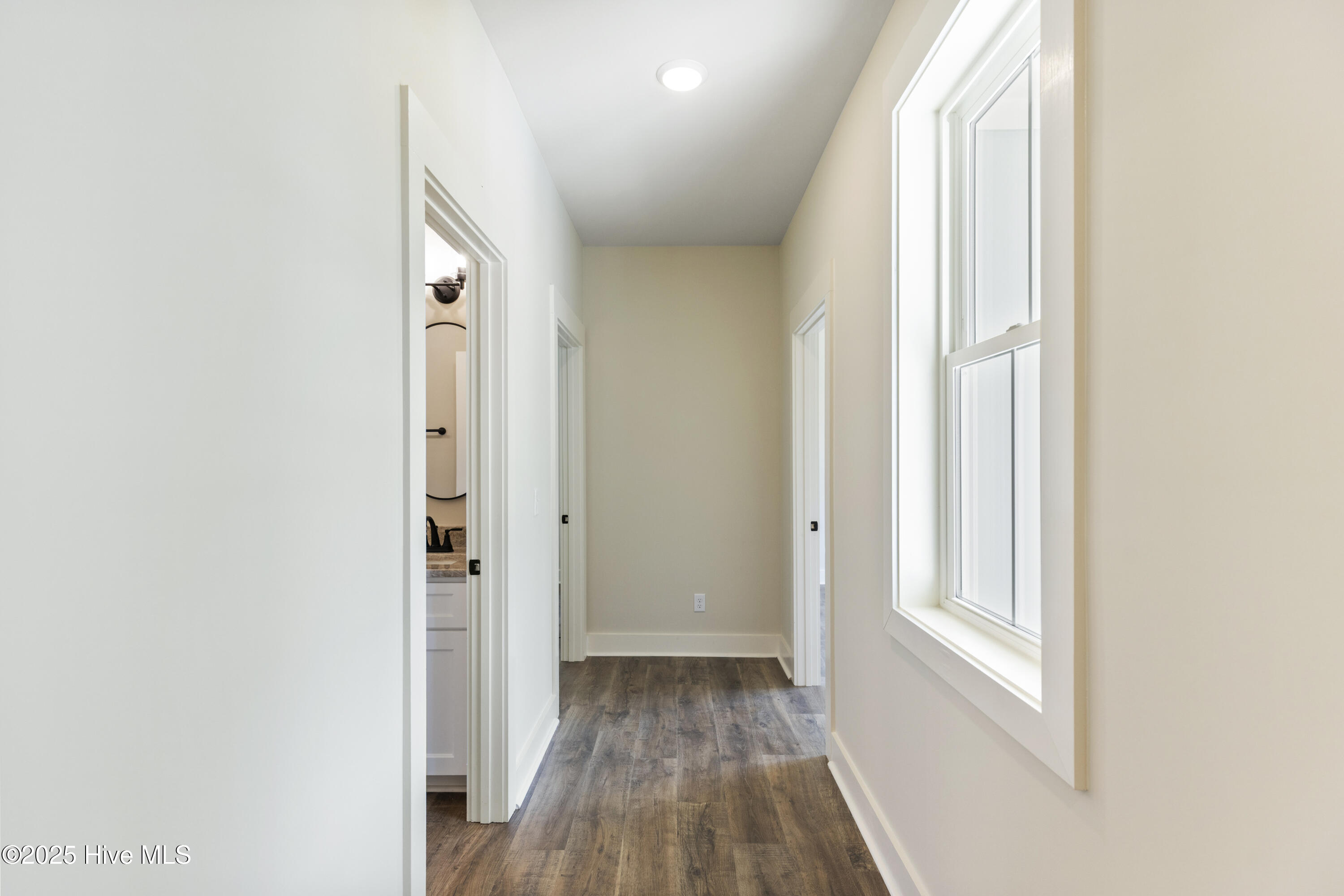 100539759 | Photo 18