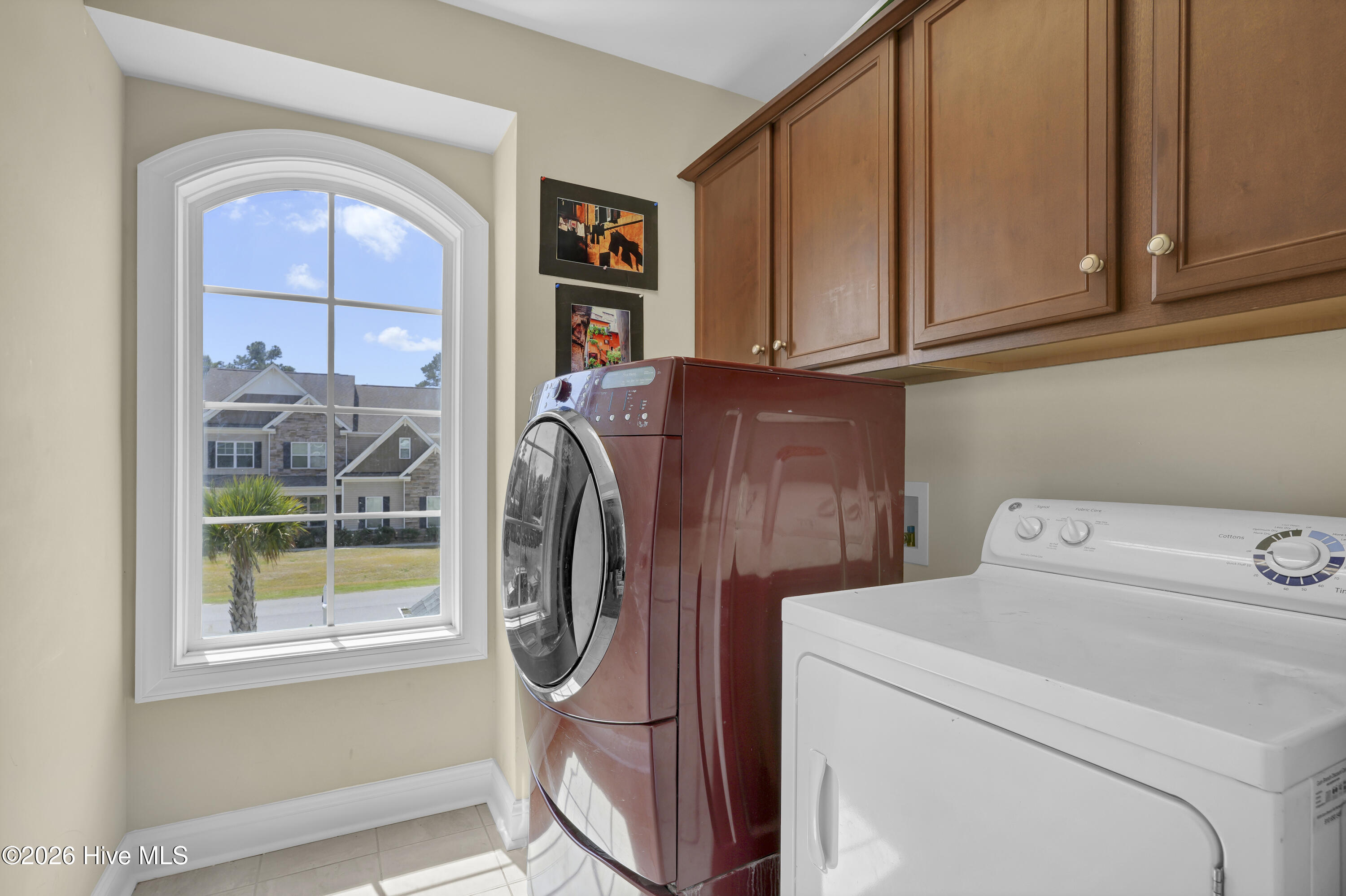 100565660 | Photo 29