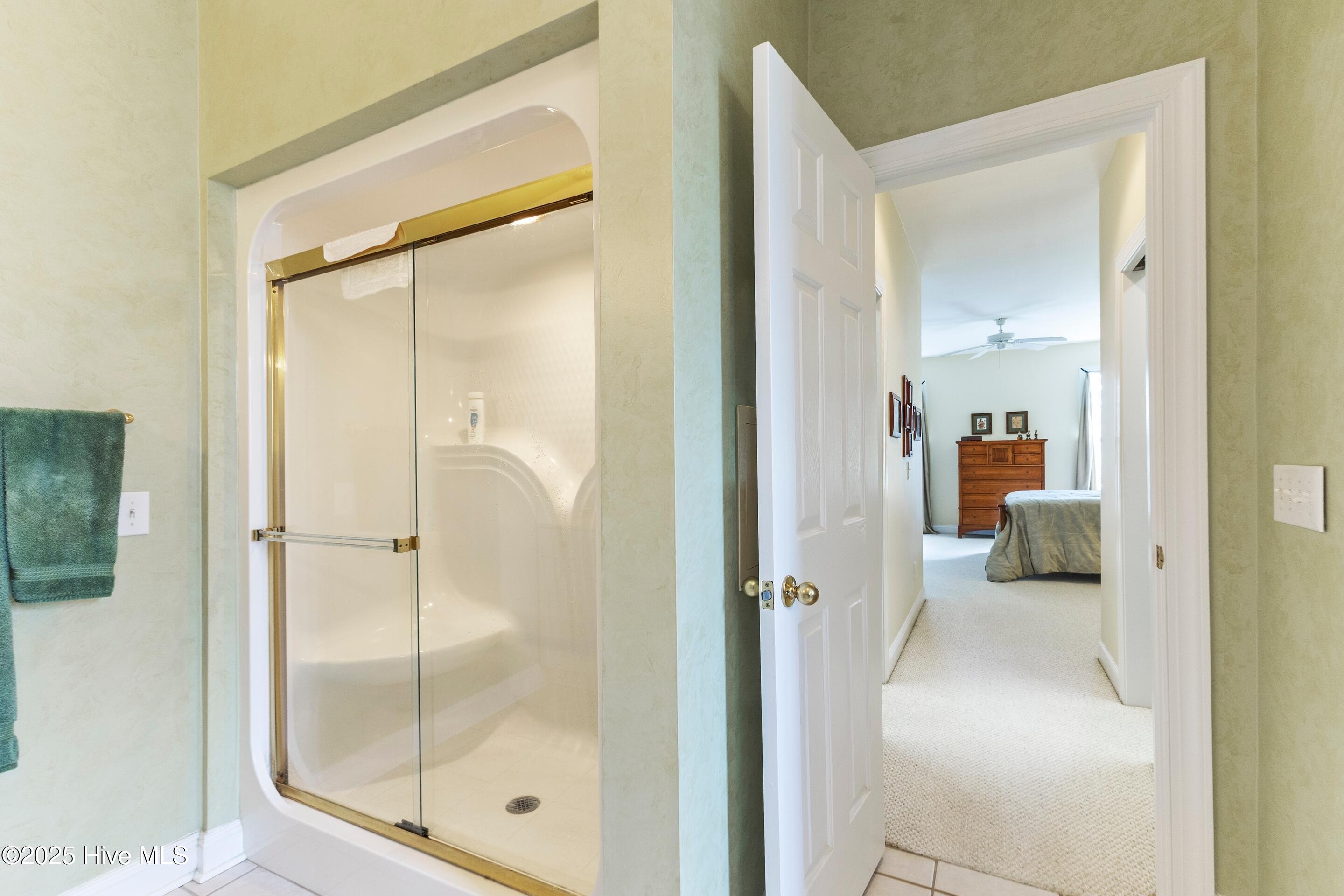 100525158 | Photo 24