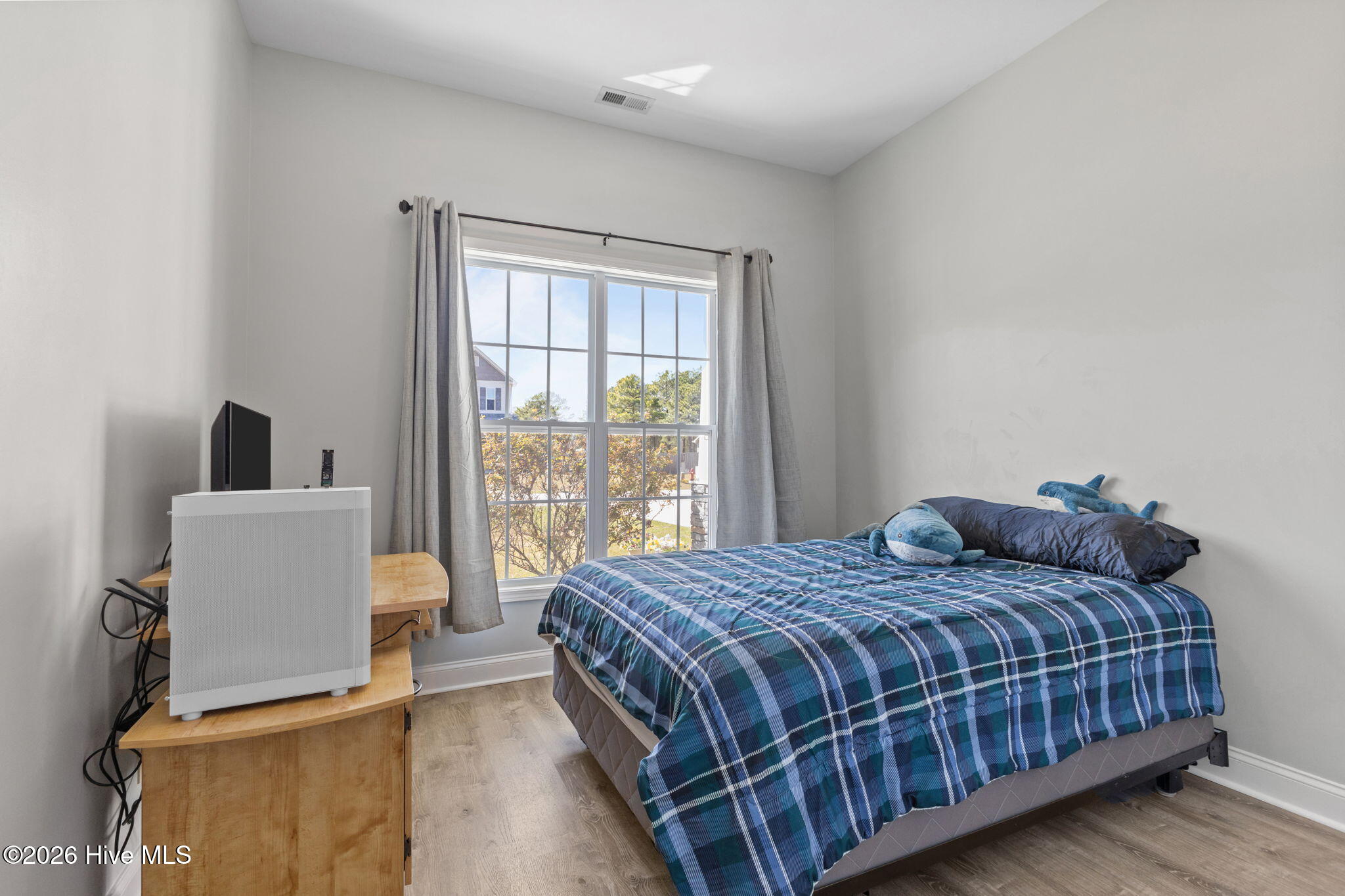 100561440 | Photo 19