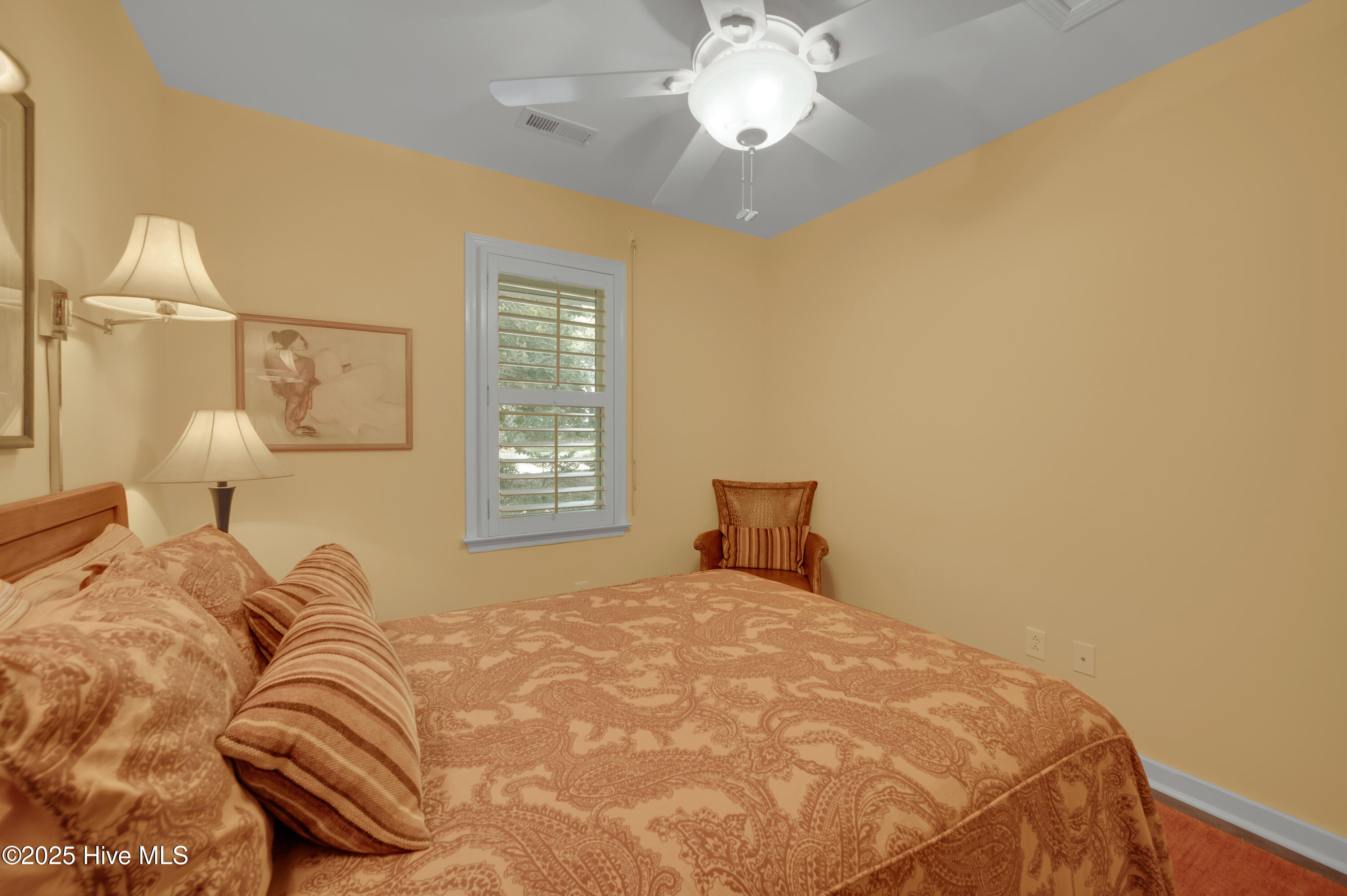 100498545 | Photo 89