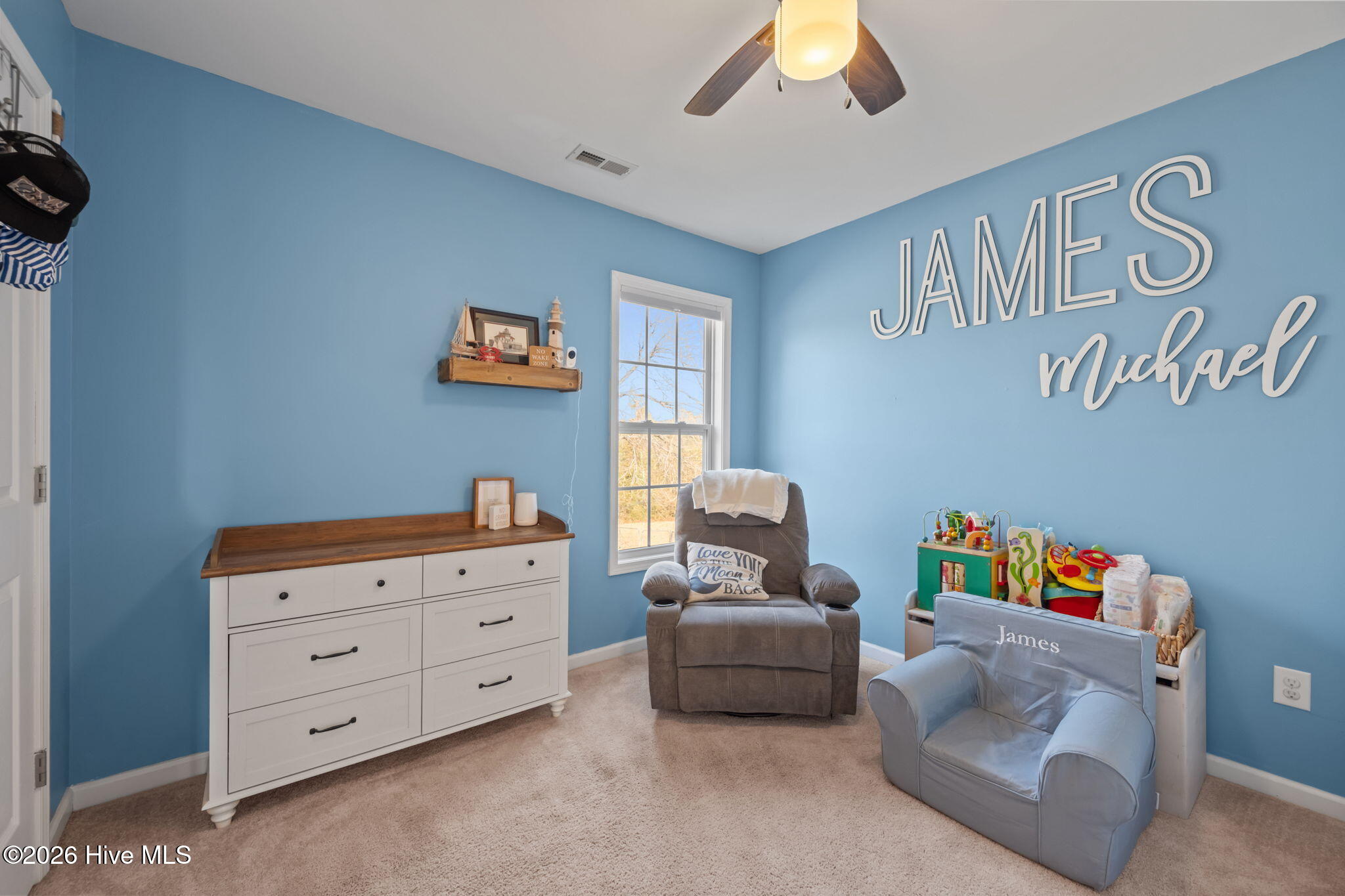 100547429 | Photo 18