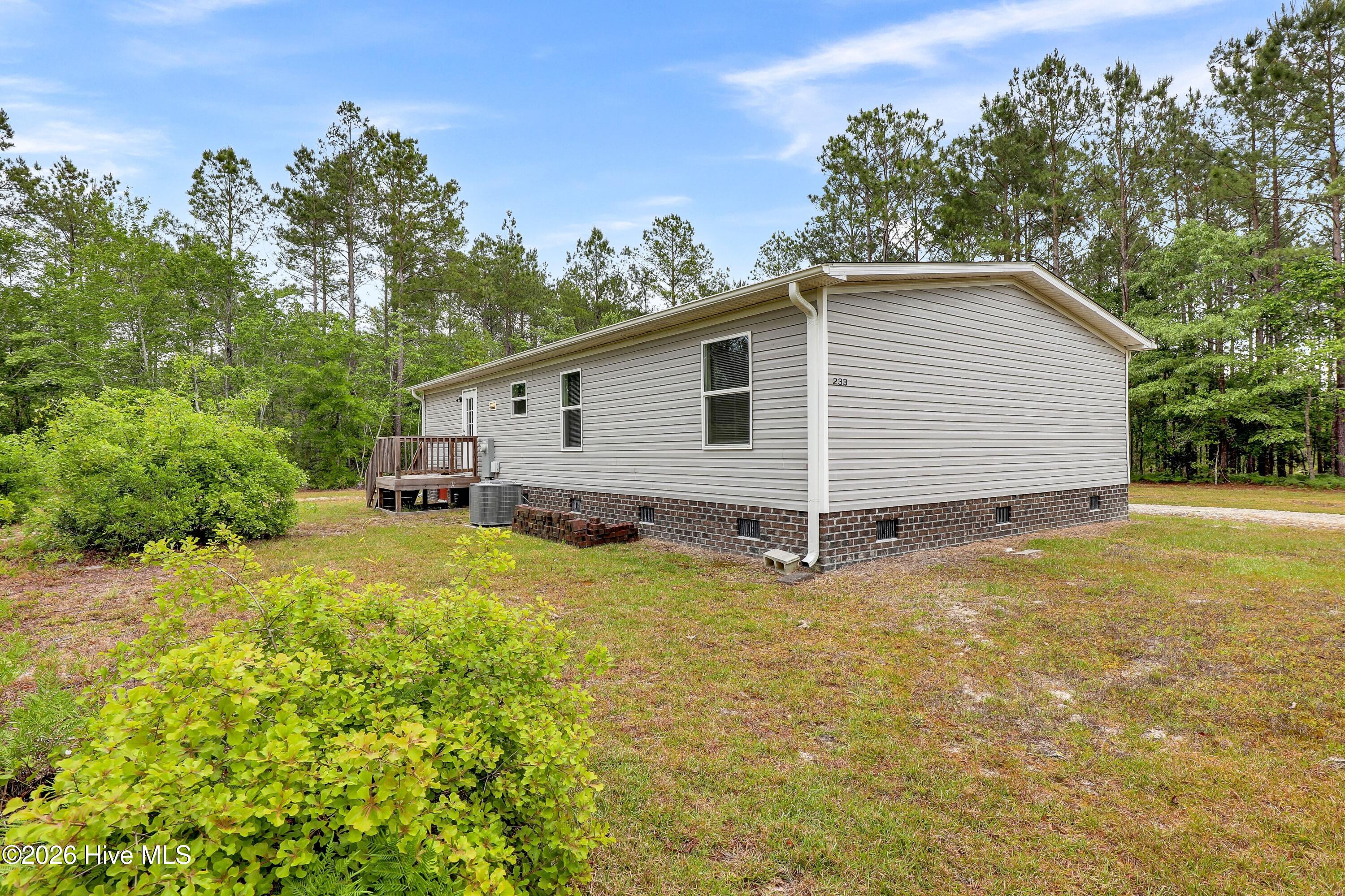 100570653 | Photo 24