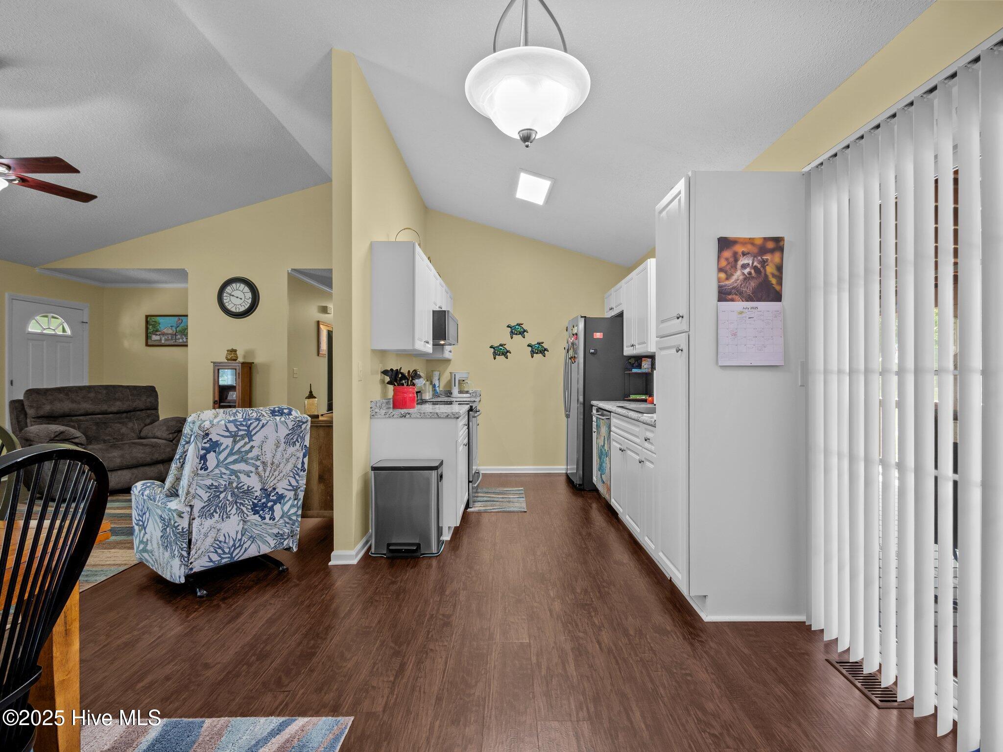 100516980 | Photo 43