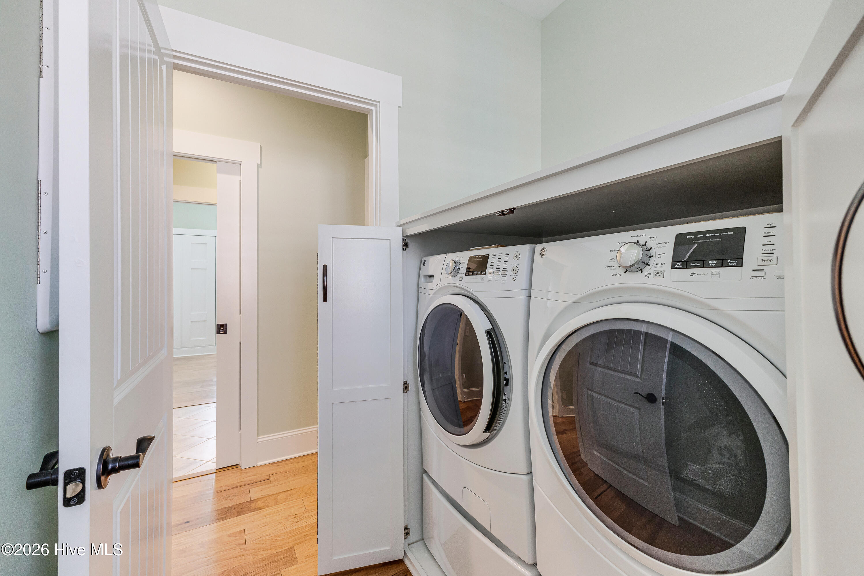 100564623 | Photo 21