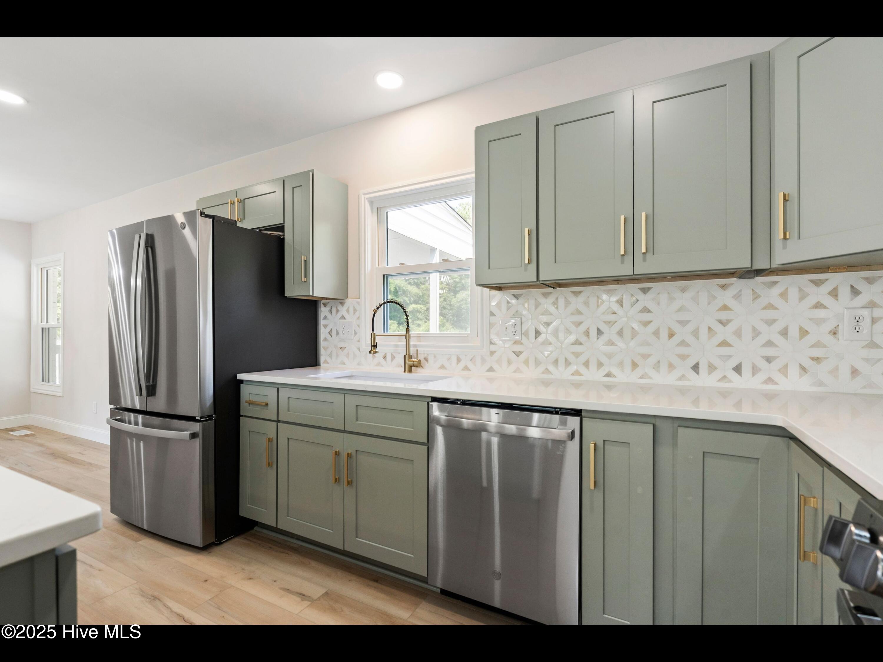 109 Inlet Court, Hampstead, NC 28443 – photo 12: mls-DSC09209