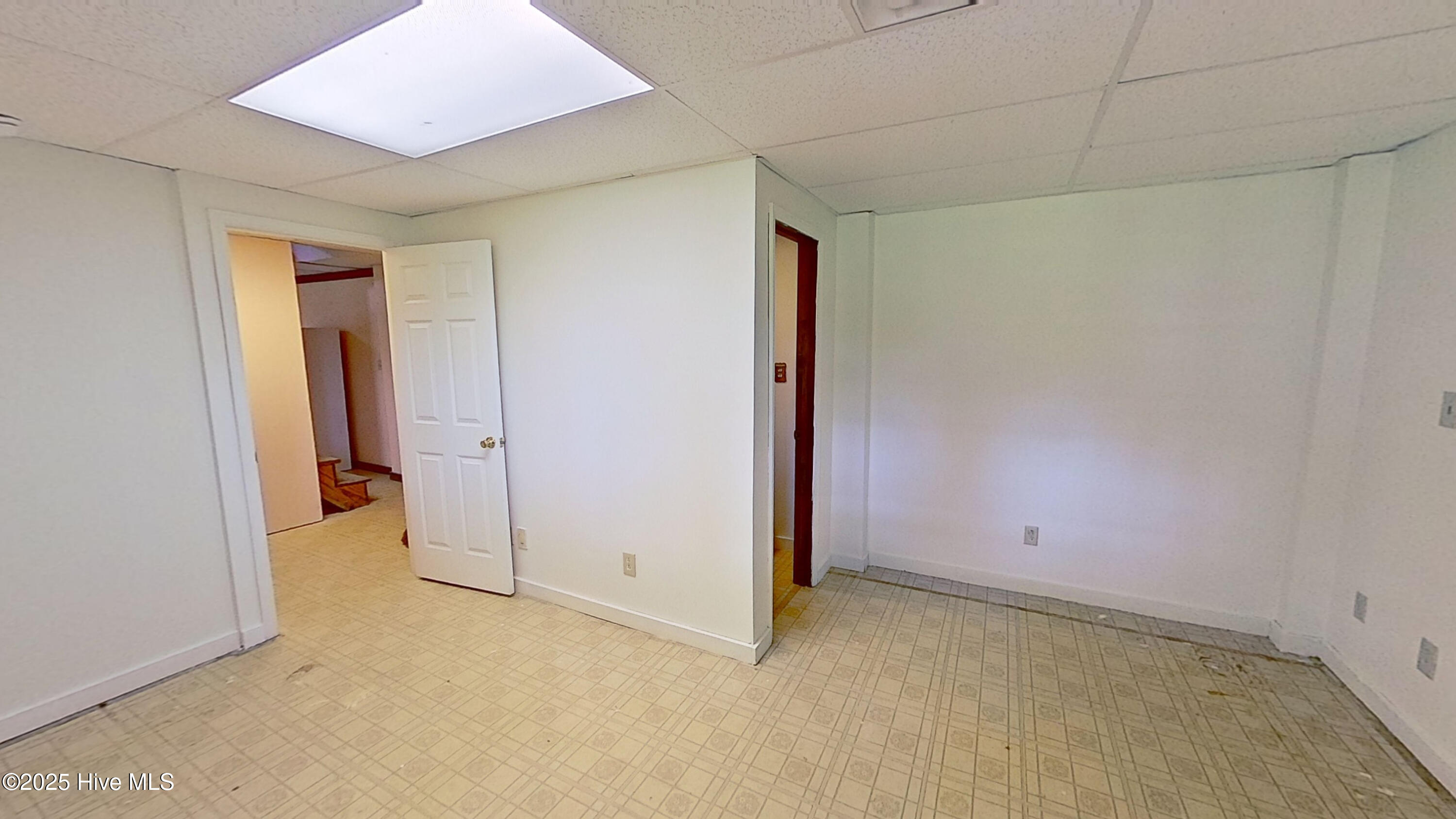 100543059 | Photo 41