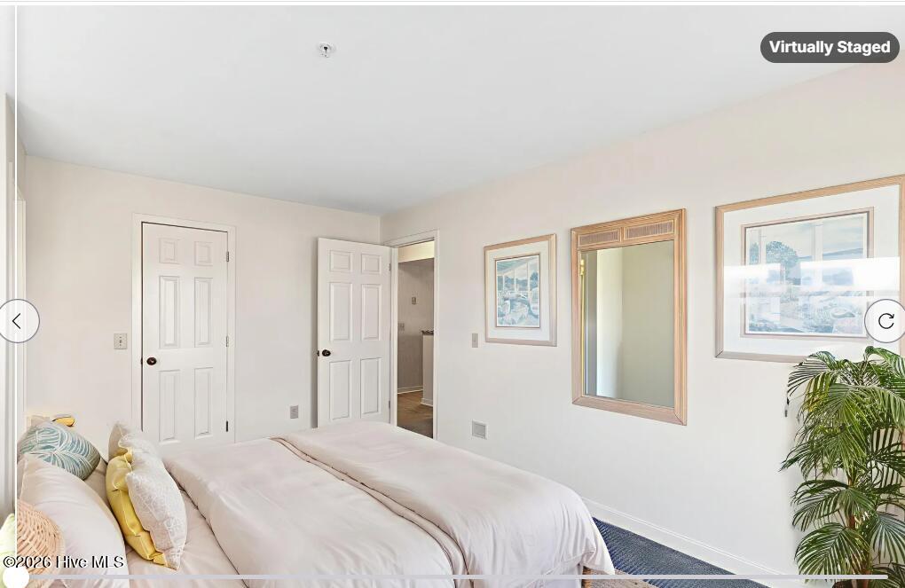 100549677 | Photo 30