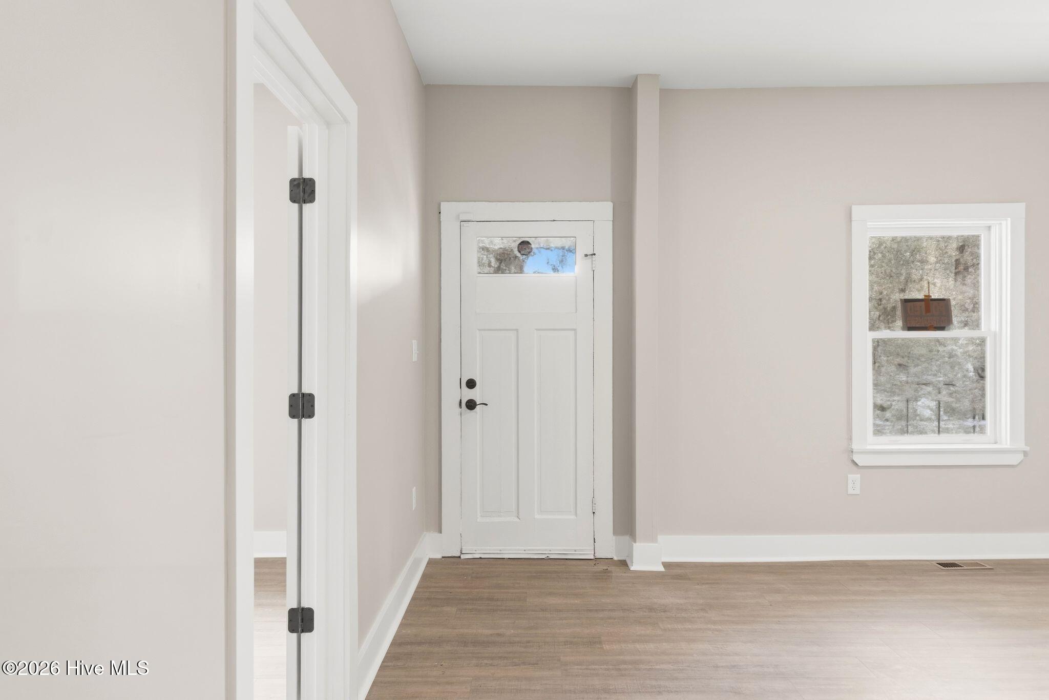 209 S 13th Street, Wilmington, NC 28401 – photo 6: 6_209_S_13th_St_001