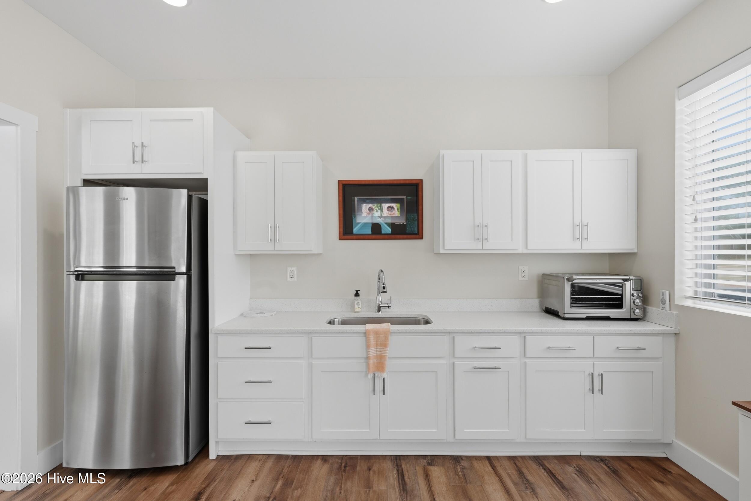 100565388 | Photo 83