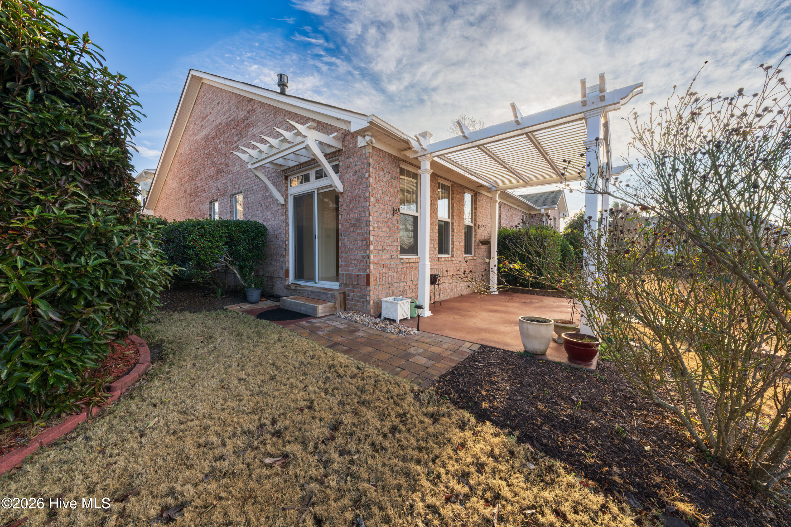 100548724 | Photo 12