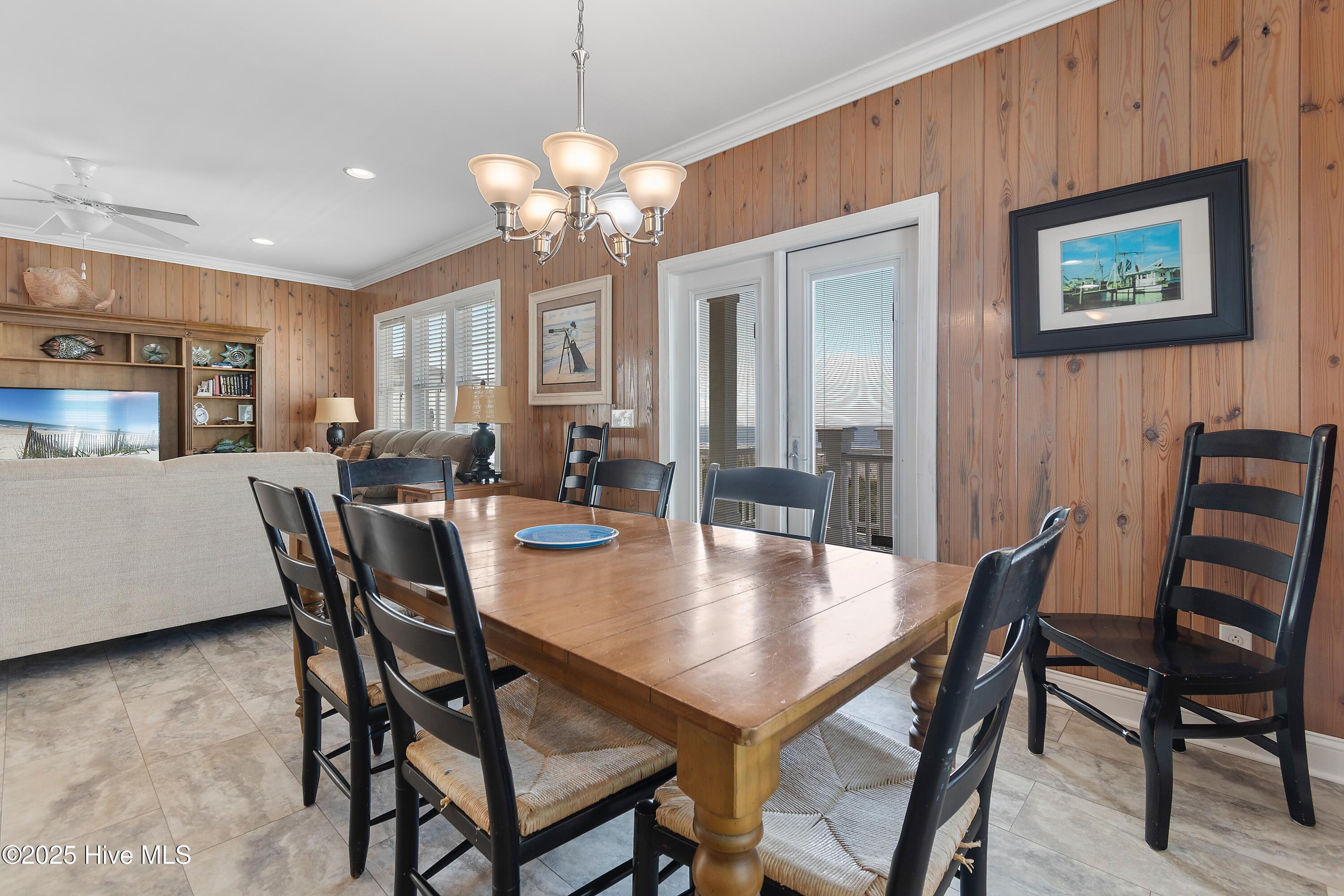 100535231 | Photo 67