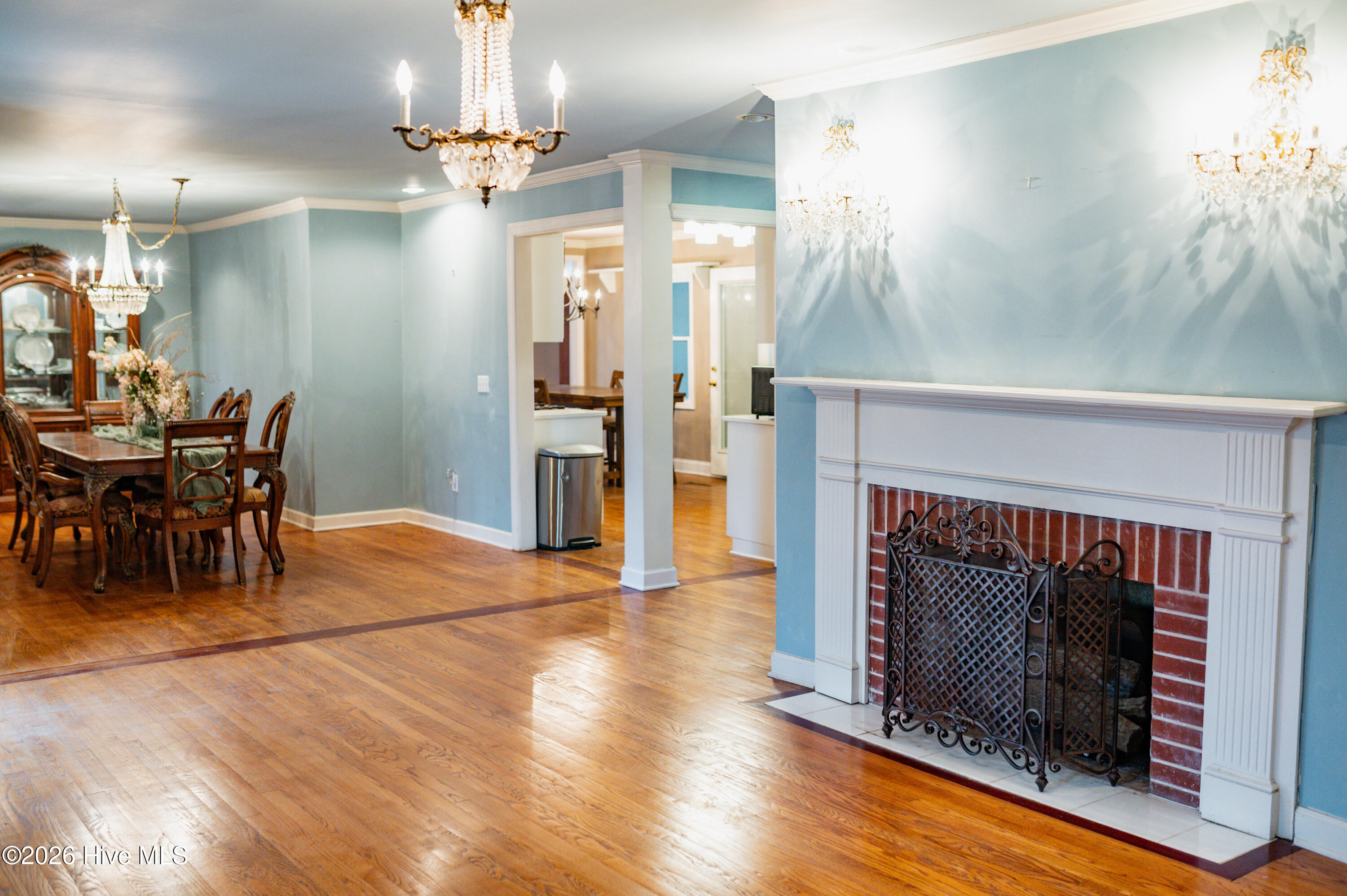 100547138 | Photo 16