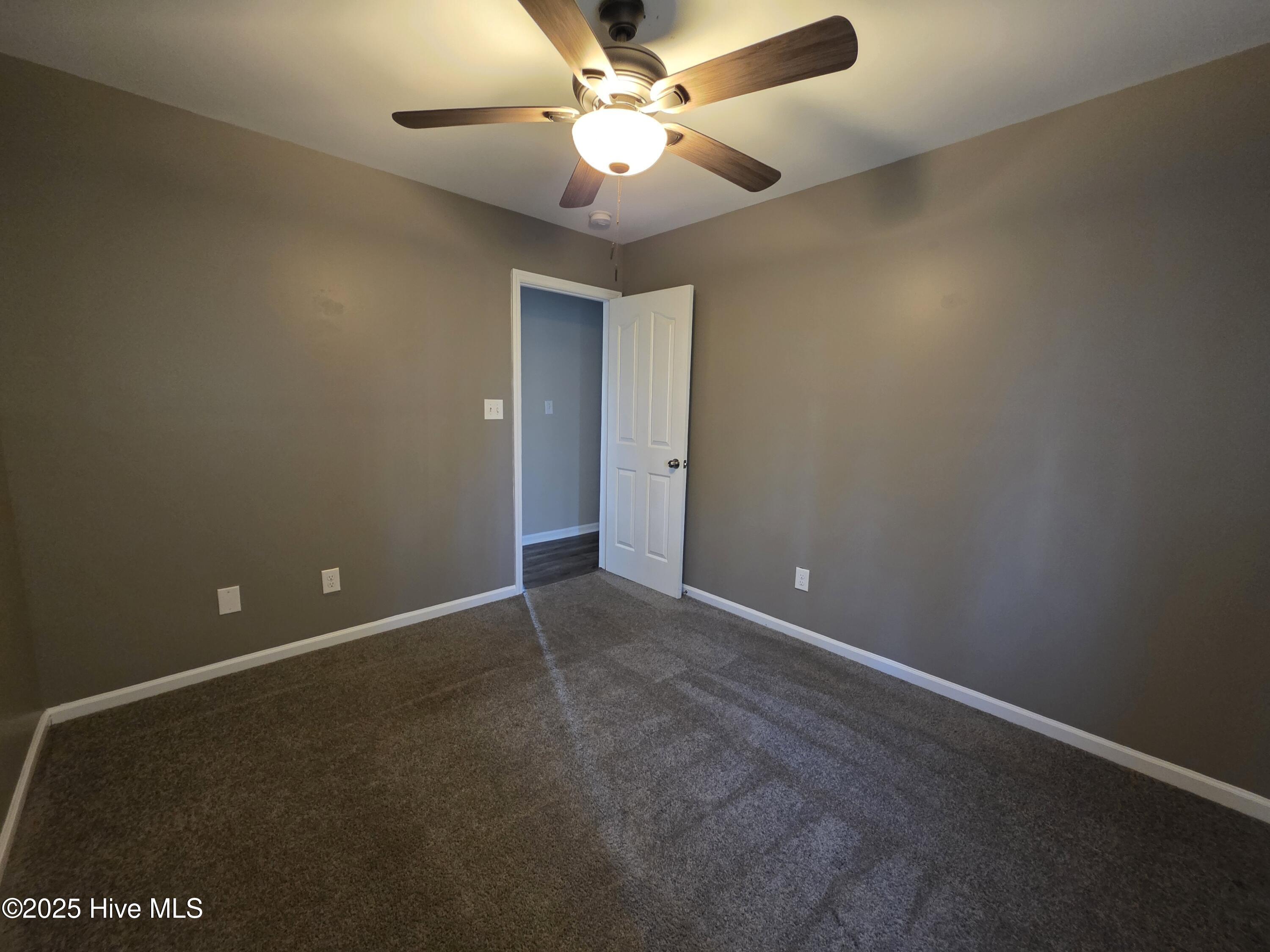 100546824 | Photo 10