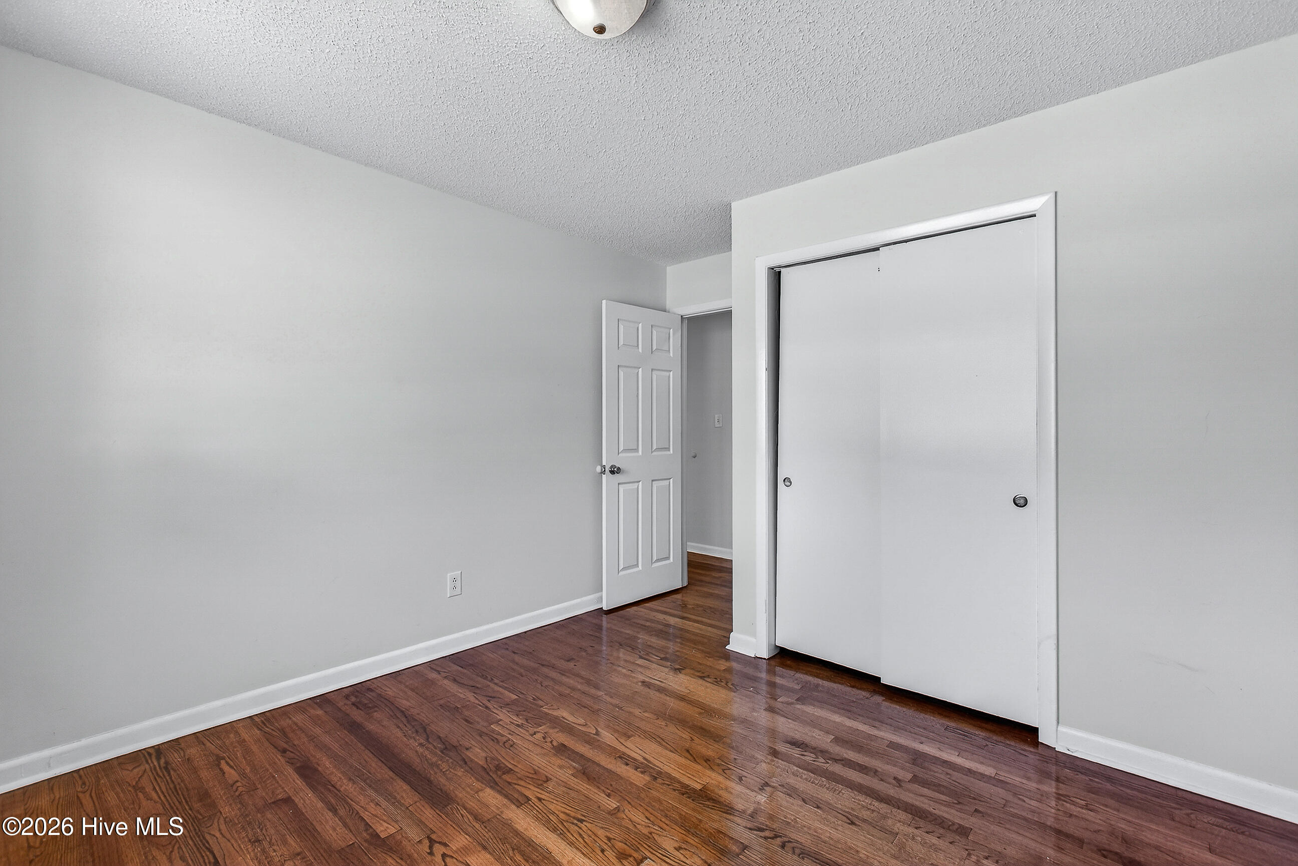 100553454 | Photo 21