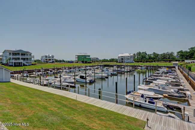 100504892 | Photo 43