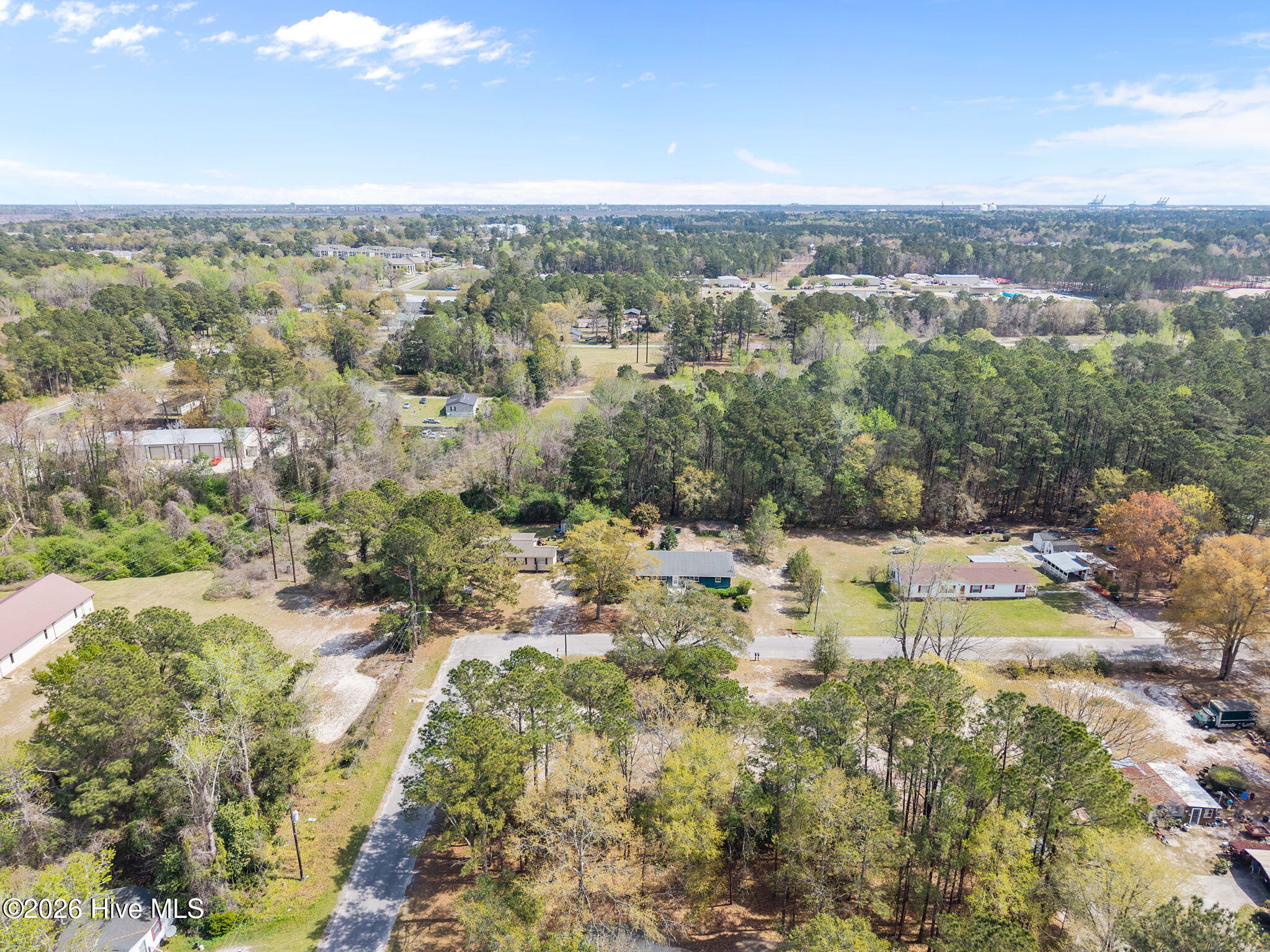 100565348 | Photo 14