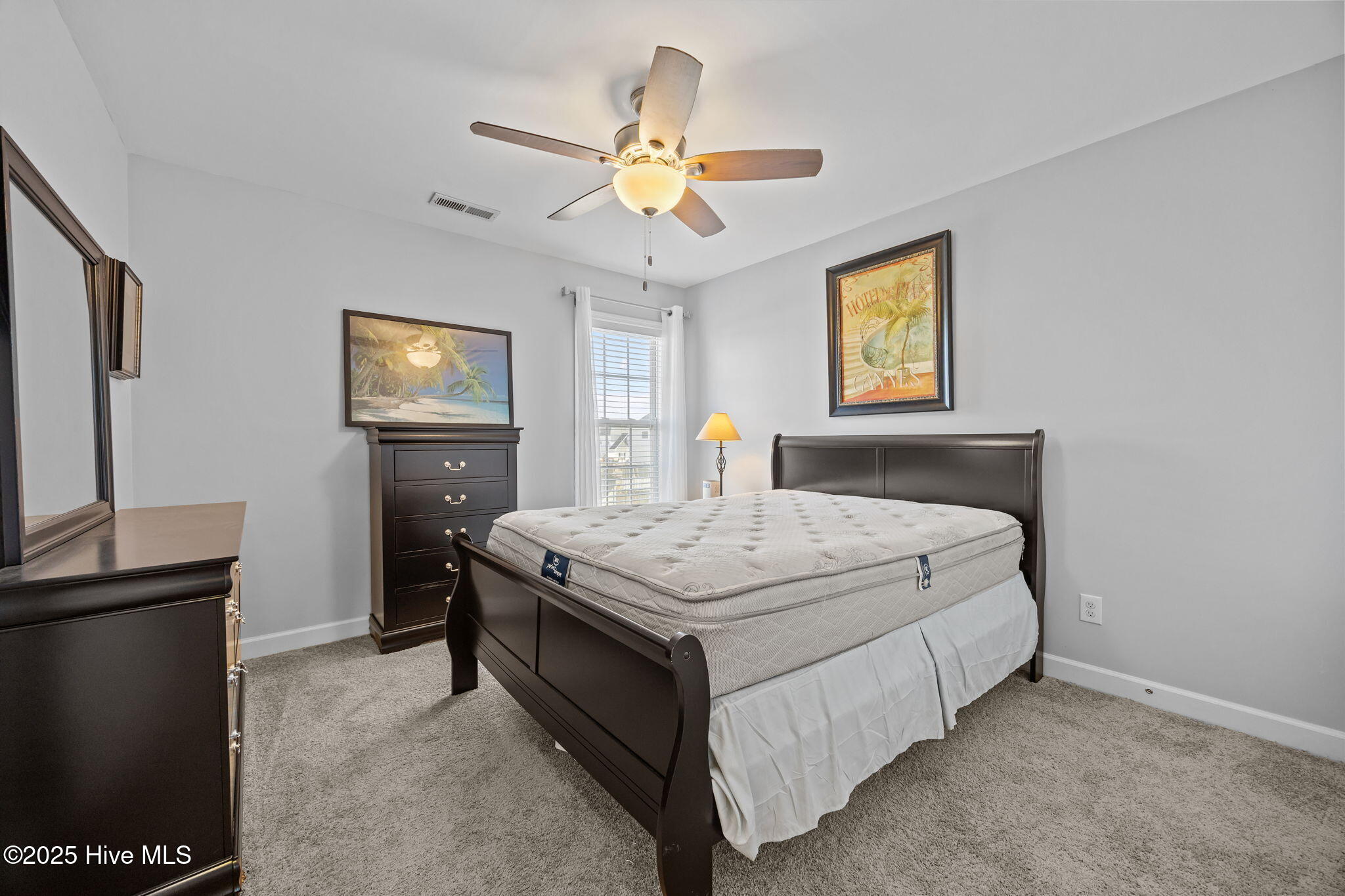 100532317 | Photo 34