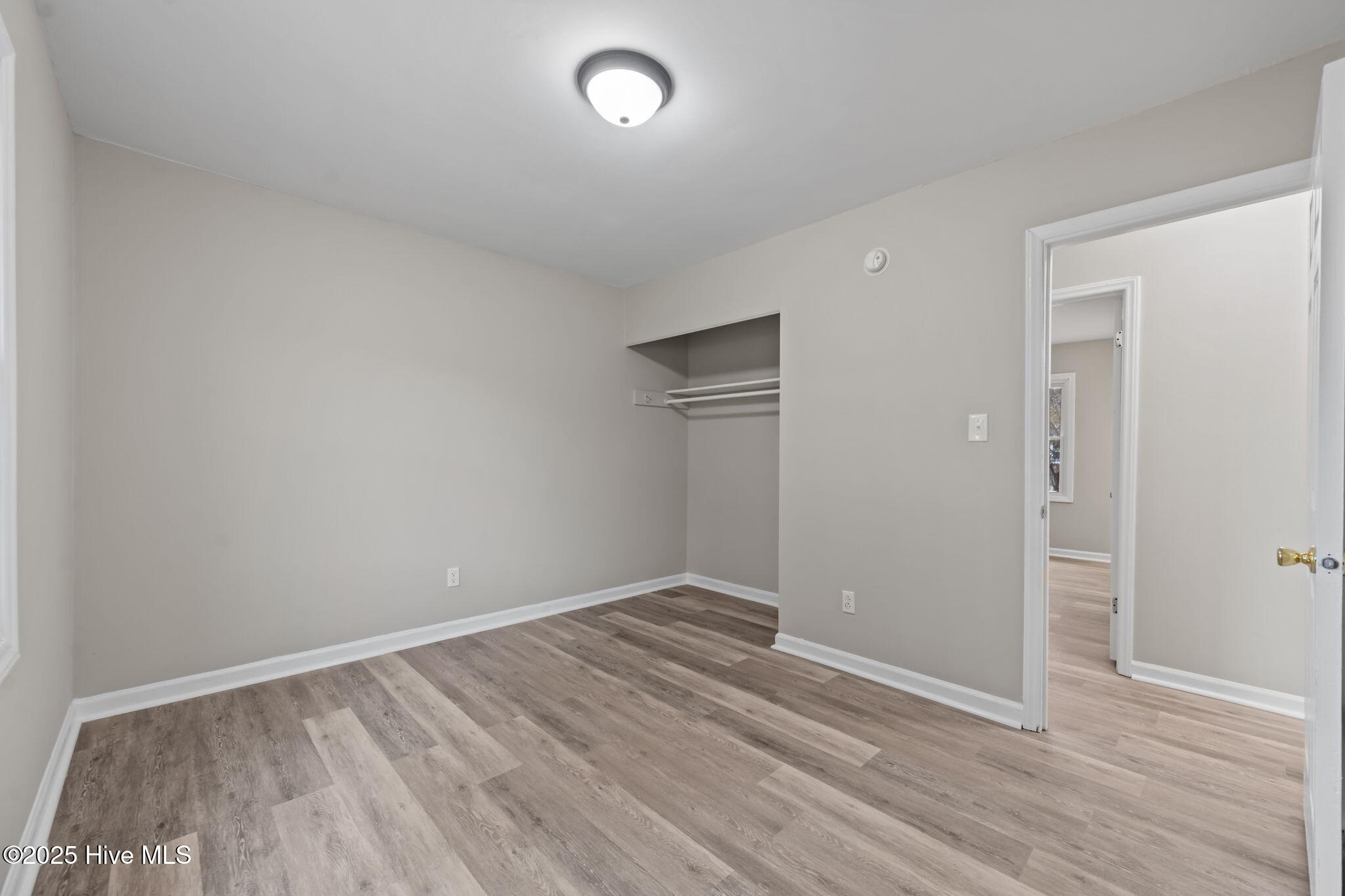 100540509 | Photo 19