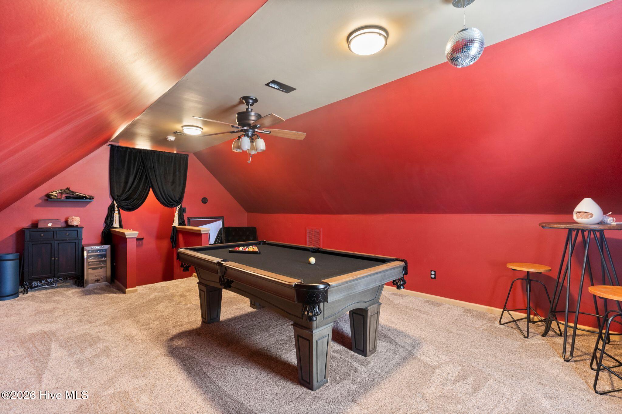 100554284 | Photo 37