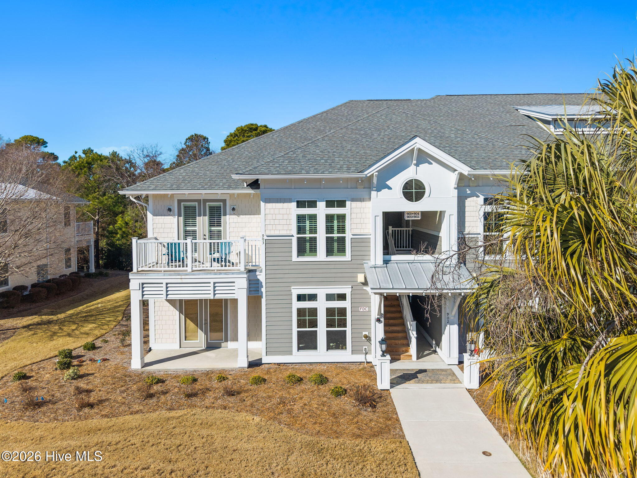 100550419 | Photo 37