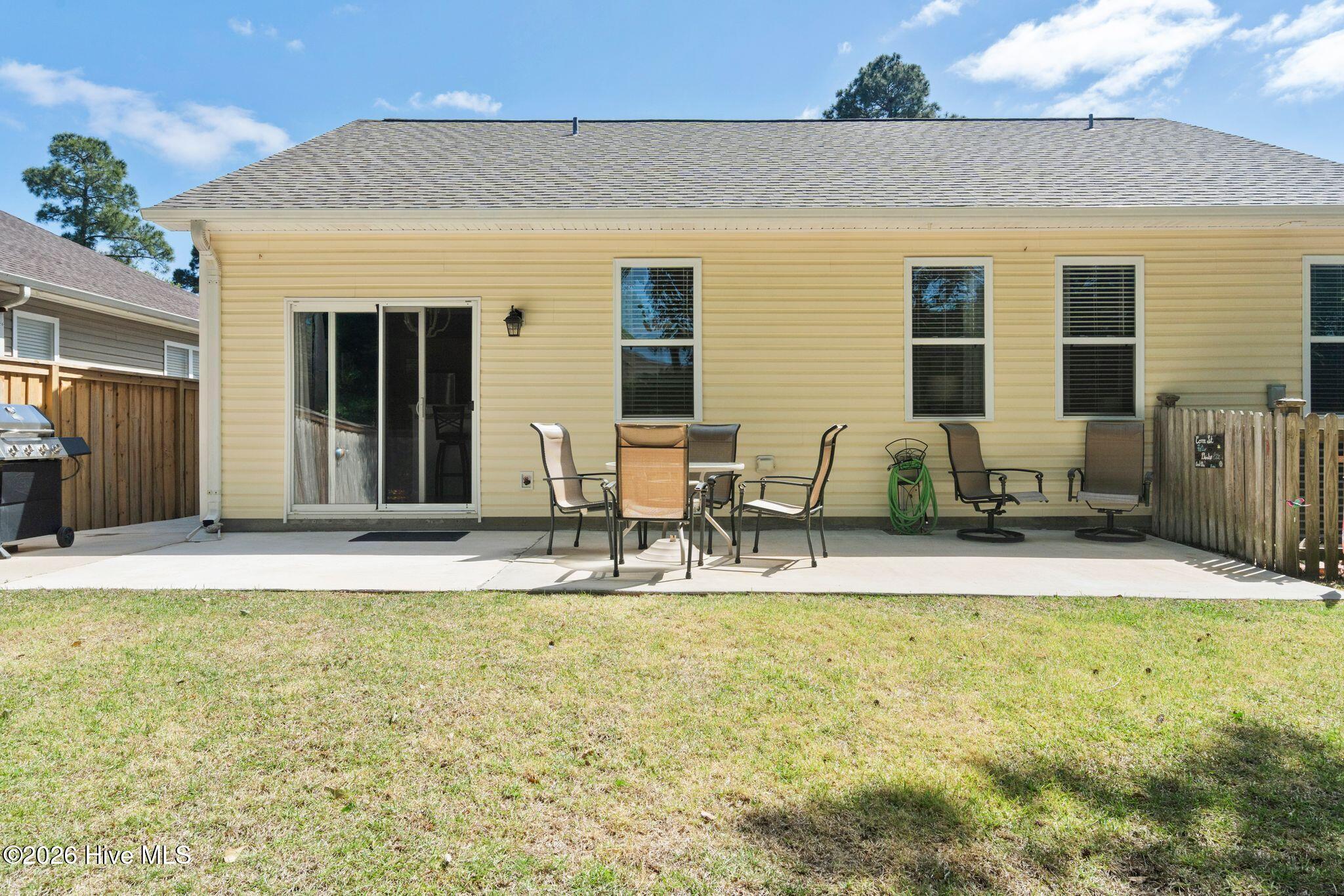 100570513 | Photo 42