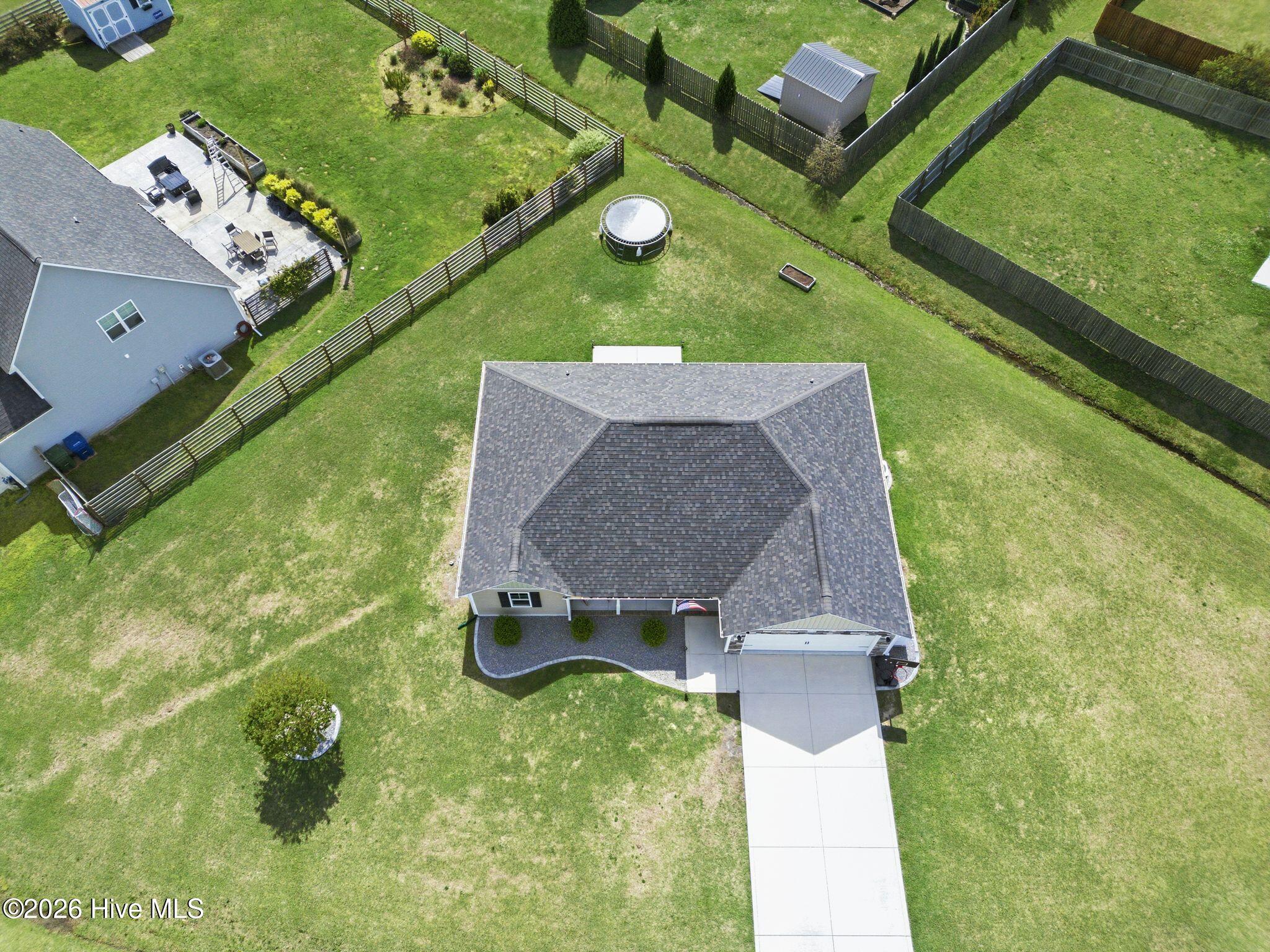 100568951 | Photo 46