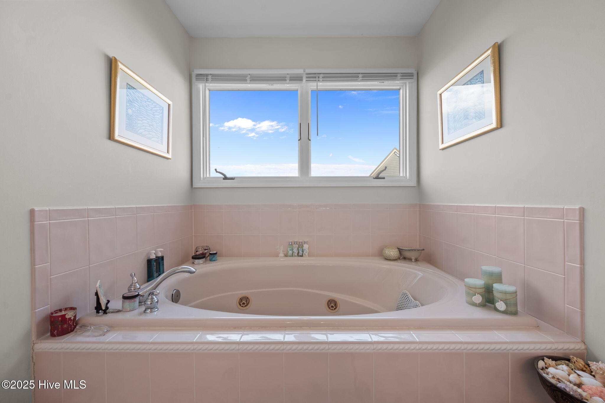 100539453 | Photo 41