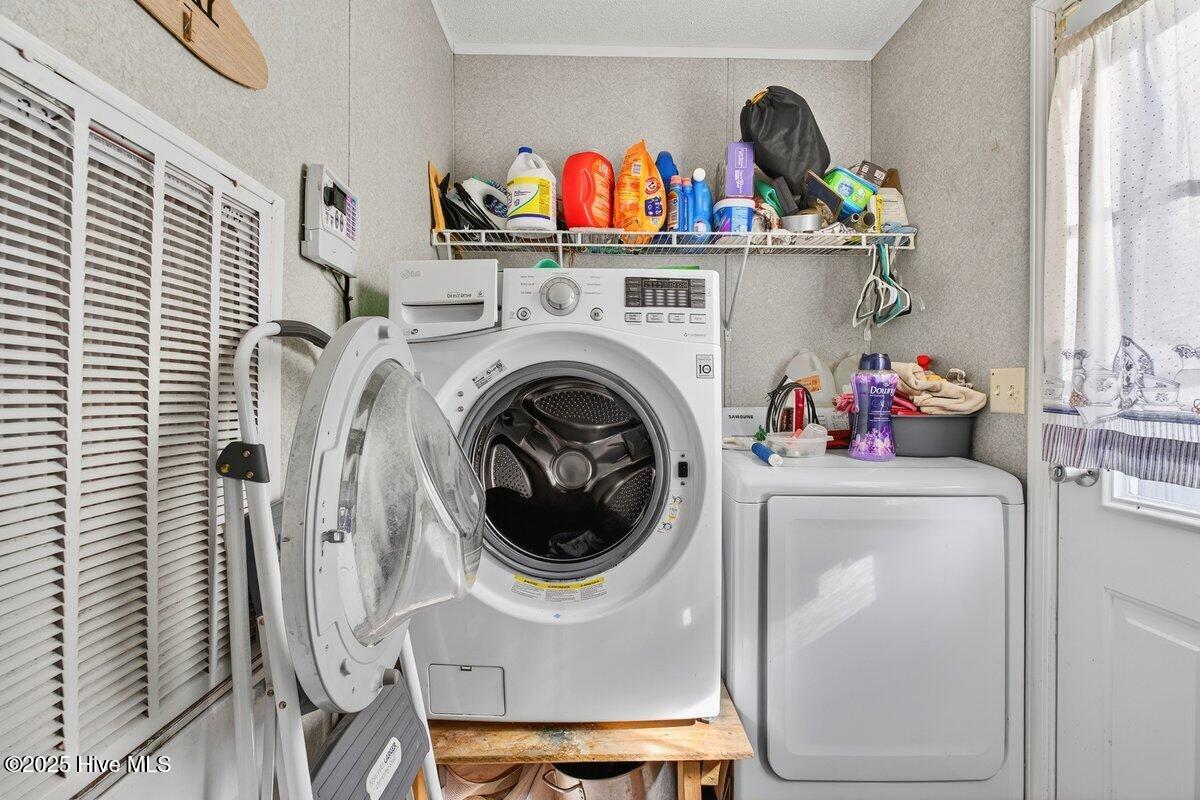 100523427 | Photo 10