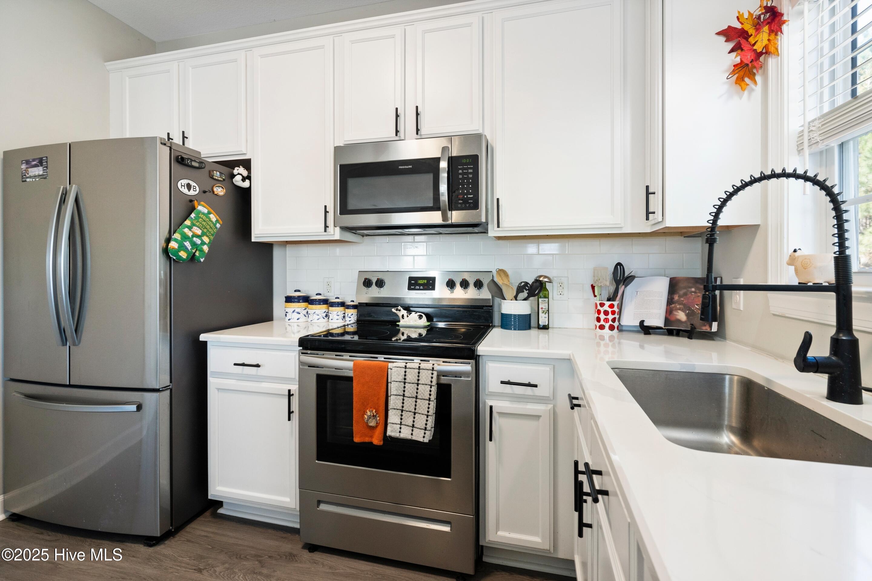 100539987 | Photo 18