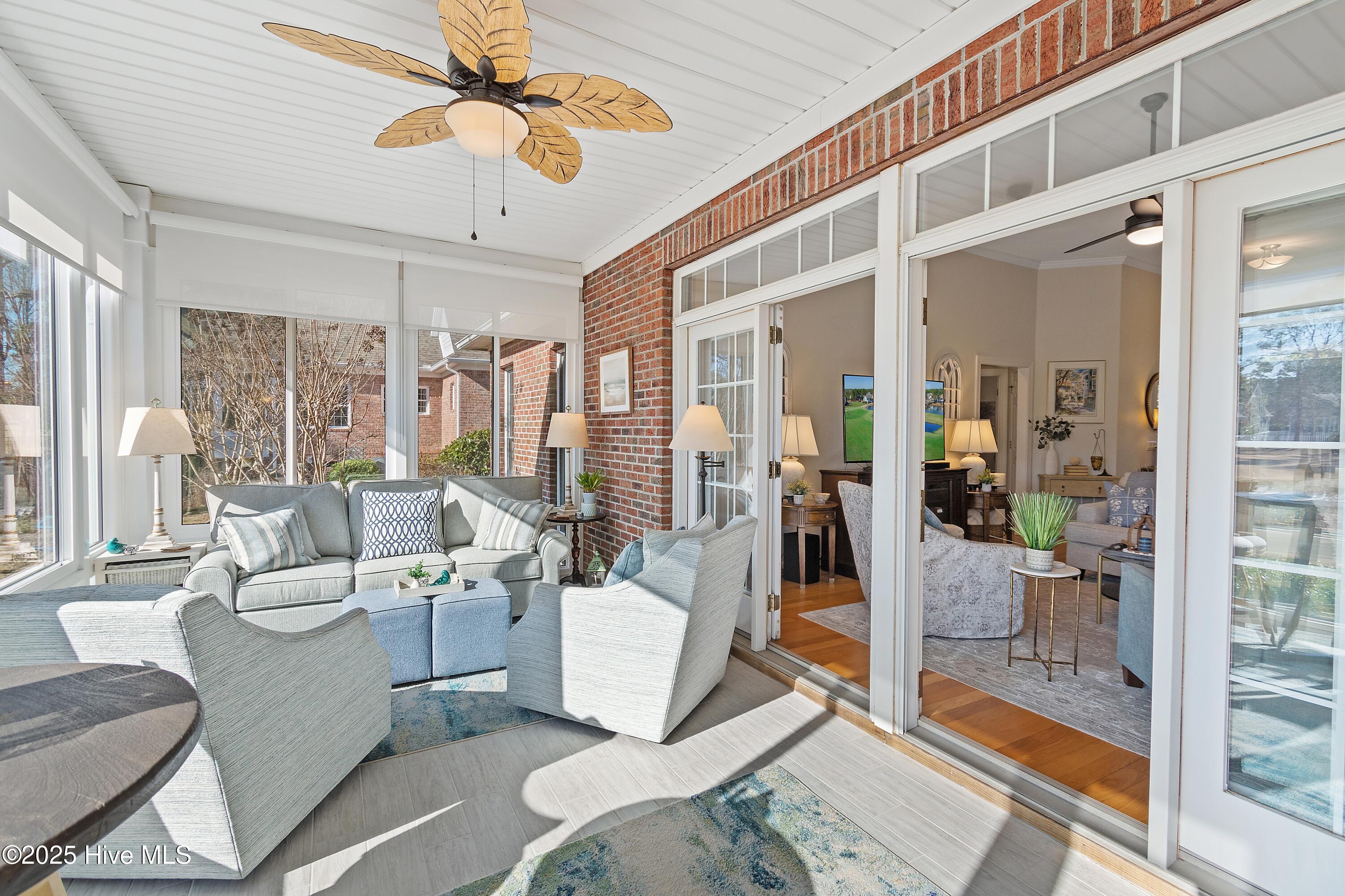 100550149 | Photo 19