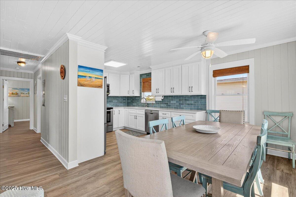 100527780 | Photo 13