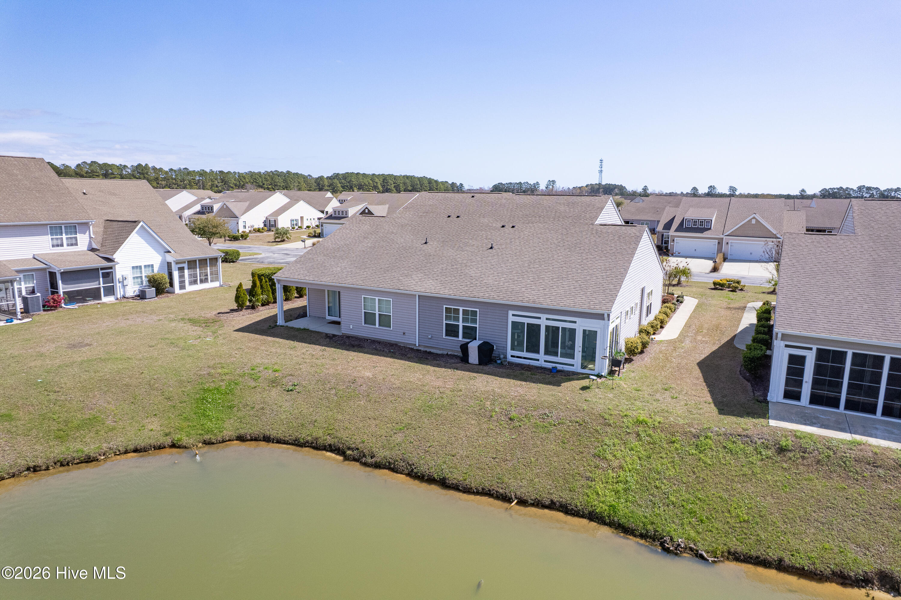 100560714 | Photo 34