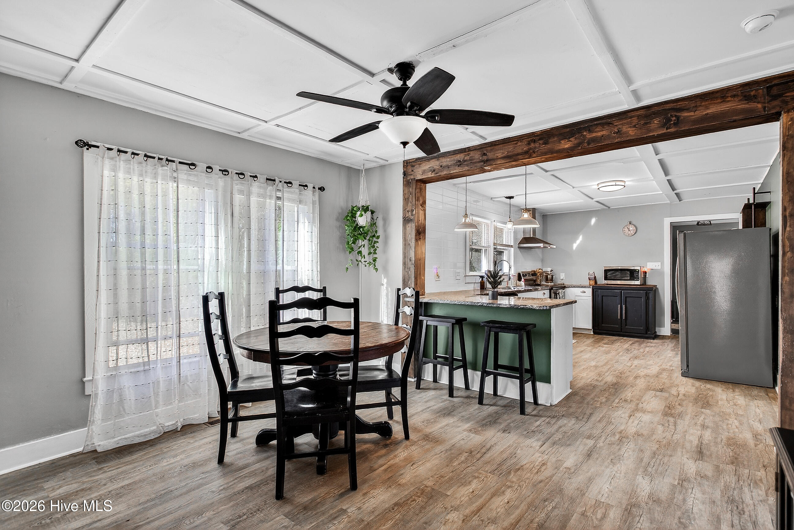 1527 Riggs Road,Maysville