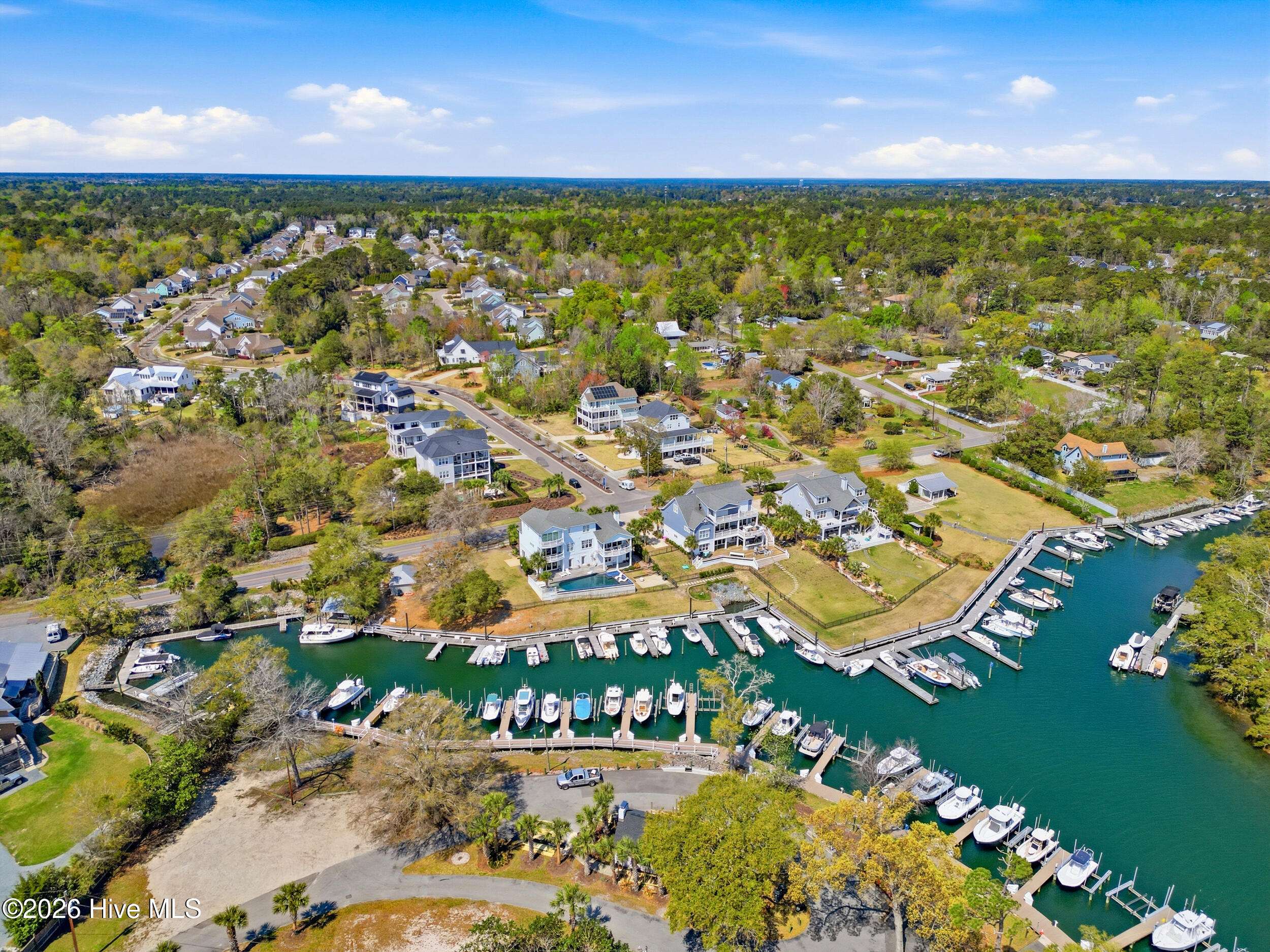 100562454 | Photo 64