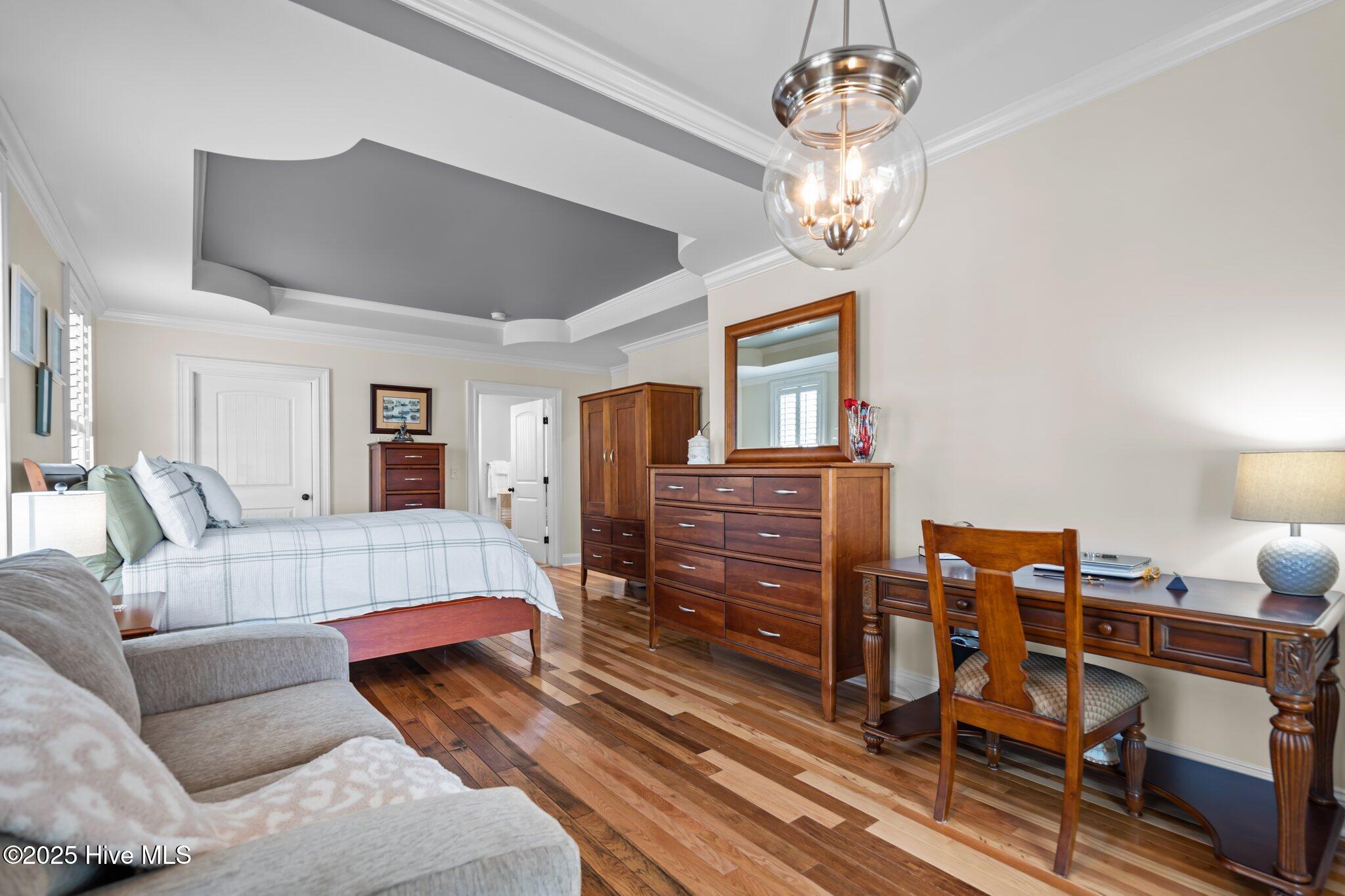 100532890 | Photo 37