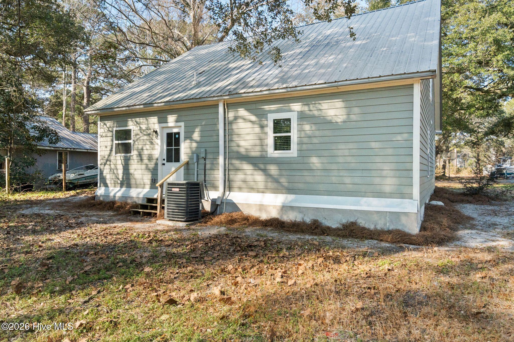 100554354 | Photo 44